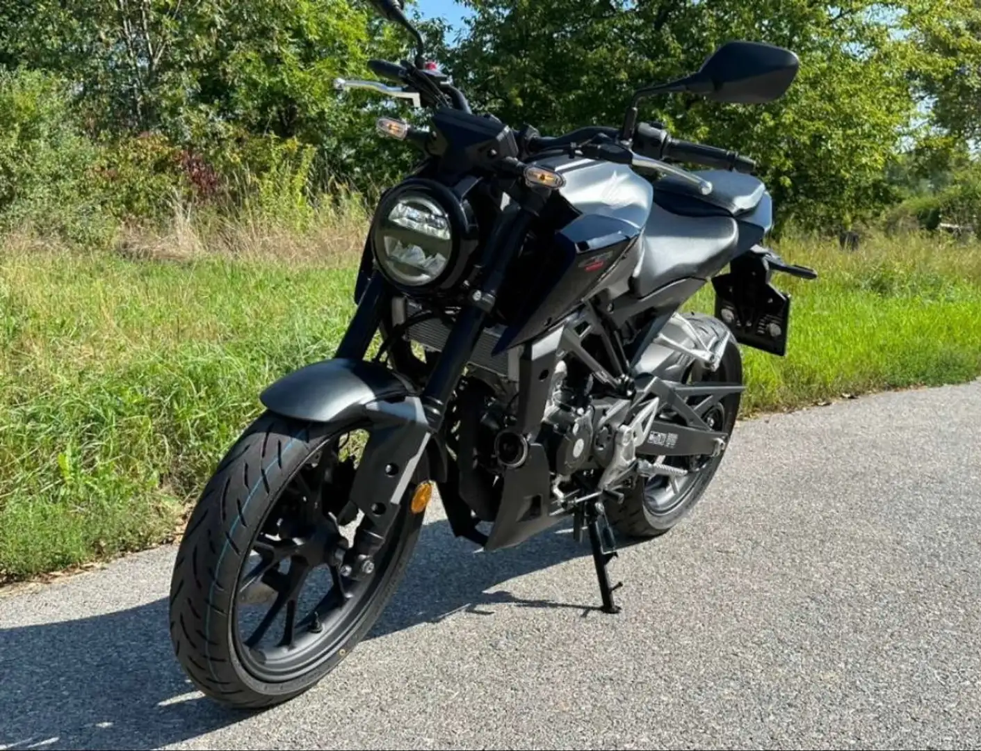 Honda CB 125 Cb125r - 1