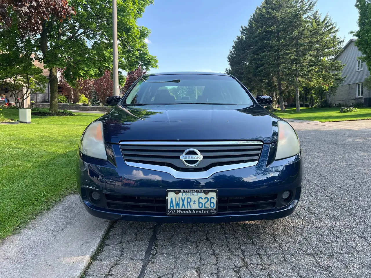 Nissan Altima снимка Nissan Altima
