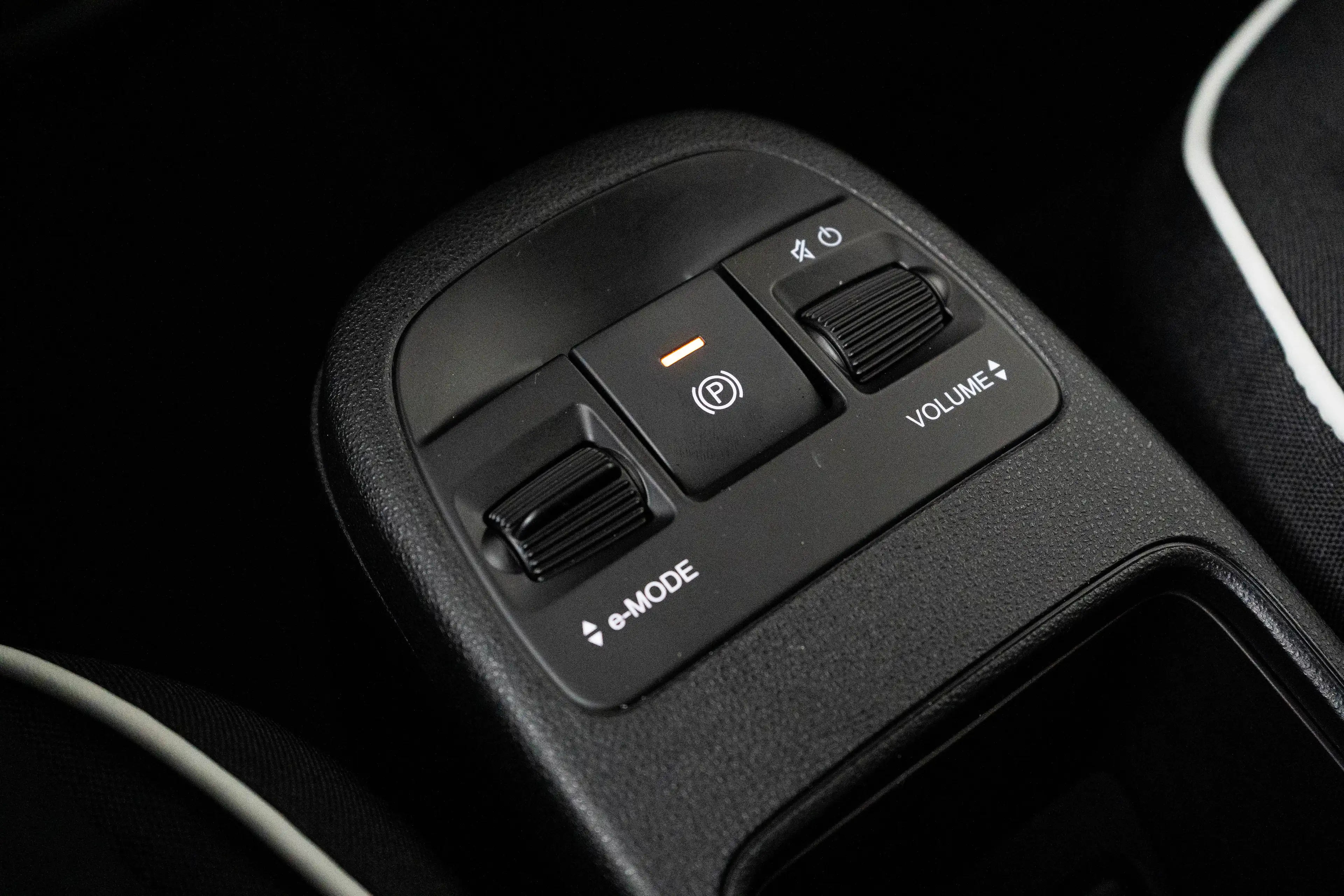 Fiat 500e Lim. 120 pk 42 KWh | Climate control | Cruise cont — photo 23