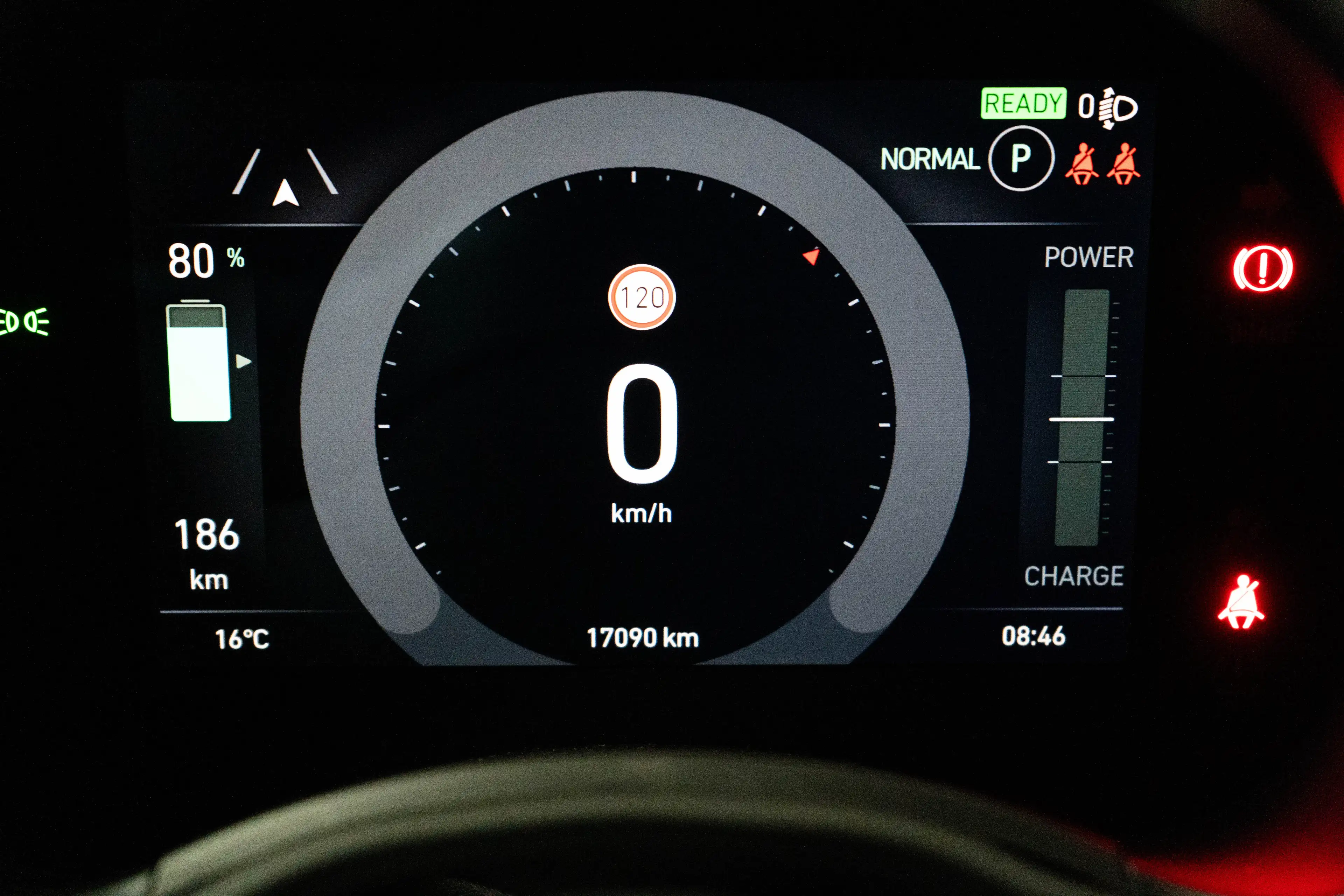 Fiat 500e Lim. 120 pk 42 KWh | Climate control | Cruise cont — photo 17