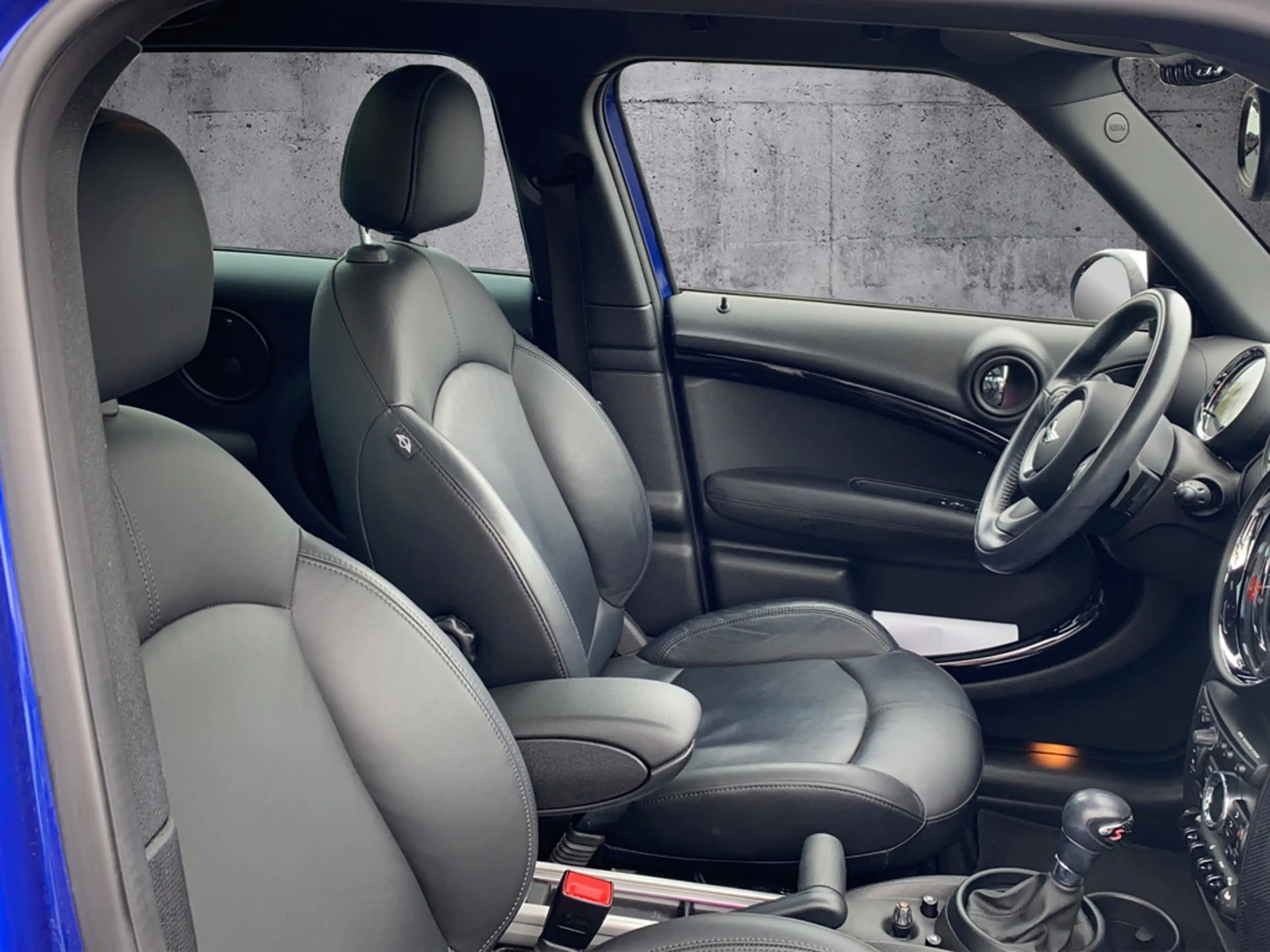 MINI Cooper SD Countryman — photo 11