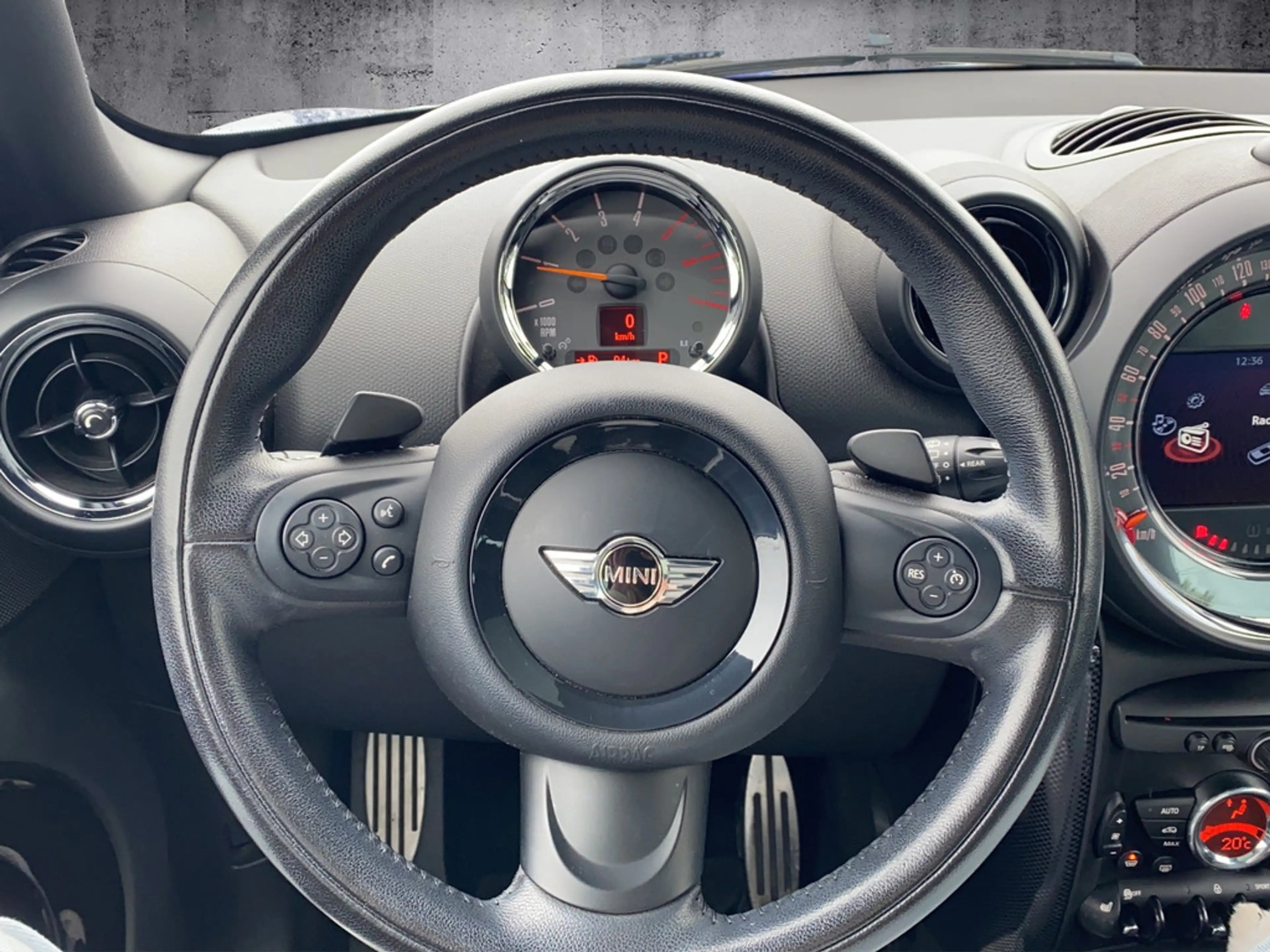 MINI Cooper SD Countryman — photo 16