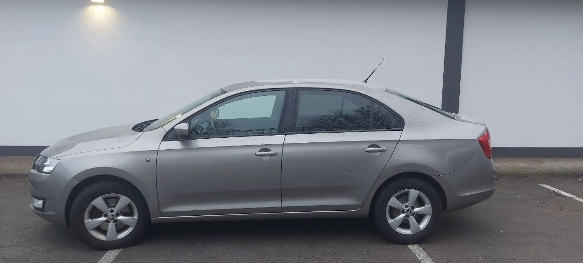 Skoda Rapid/Spaceback Rapid 1.6 TSI Ambition - 2