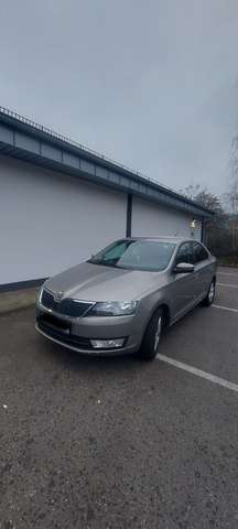 Imagine Skoda Rapid/Spaceback Rapid 1.6 TSI Ambition