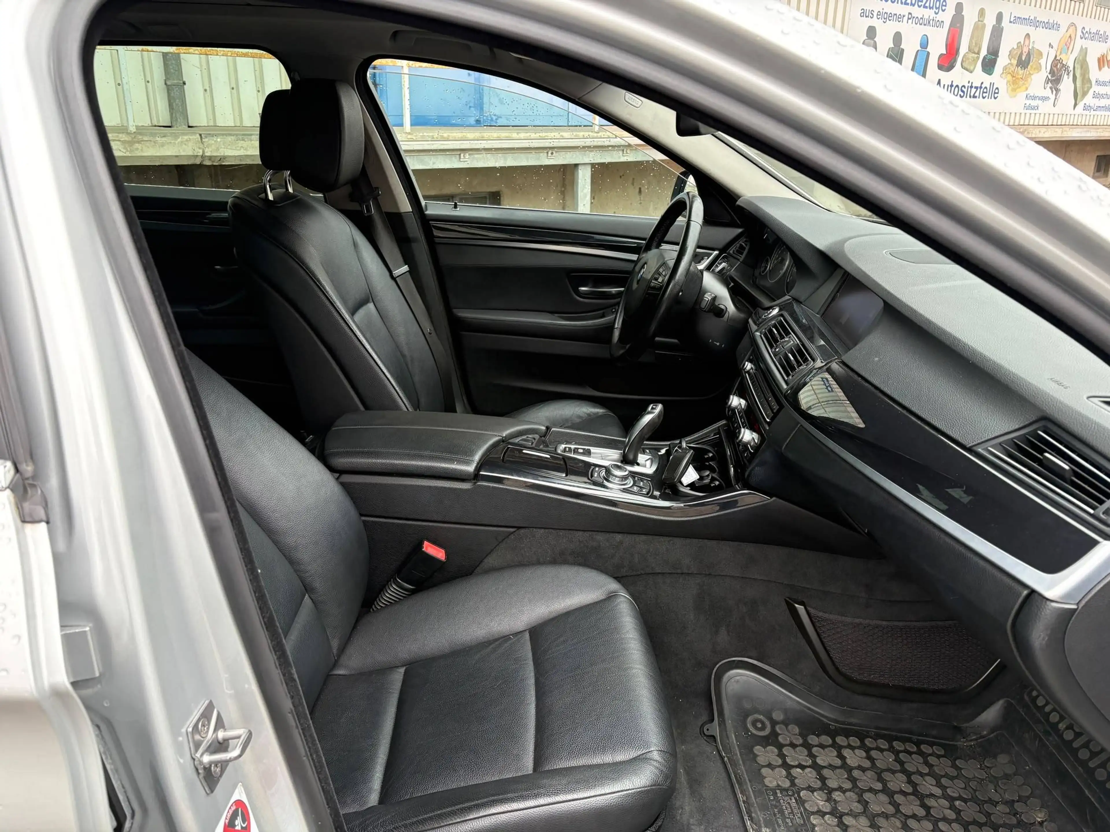 BMW 520 5er Touring Diesel 520d Touring Sport-Aut.*Leder*Navigation*Tempomat*Anhängerkupplung* — photo 8