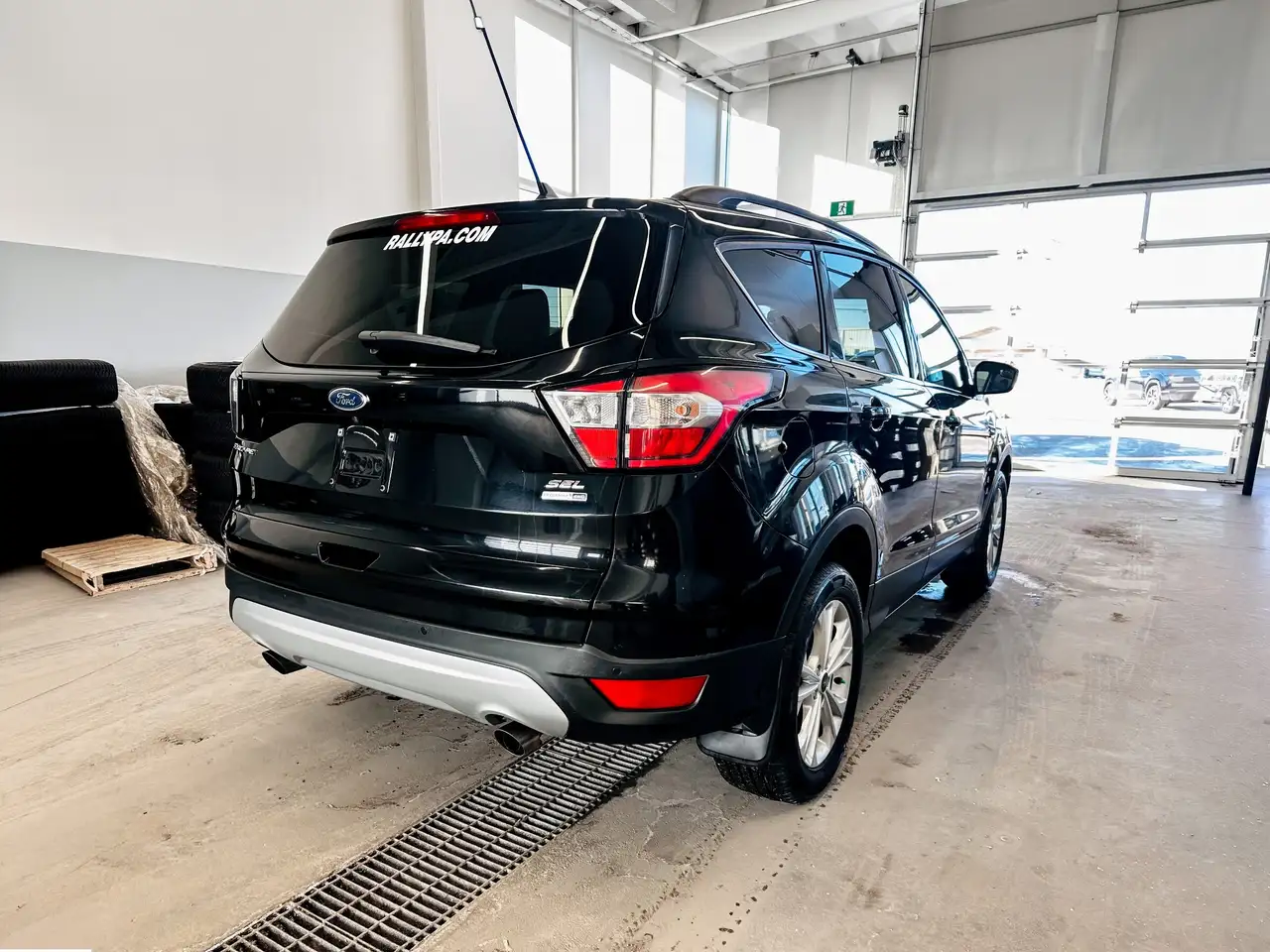 Ford Escape снимка Ford Escape