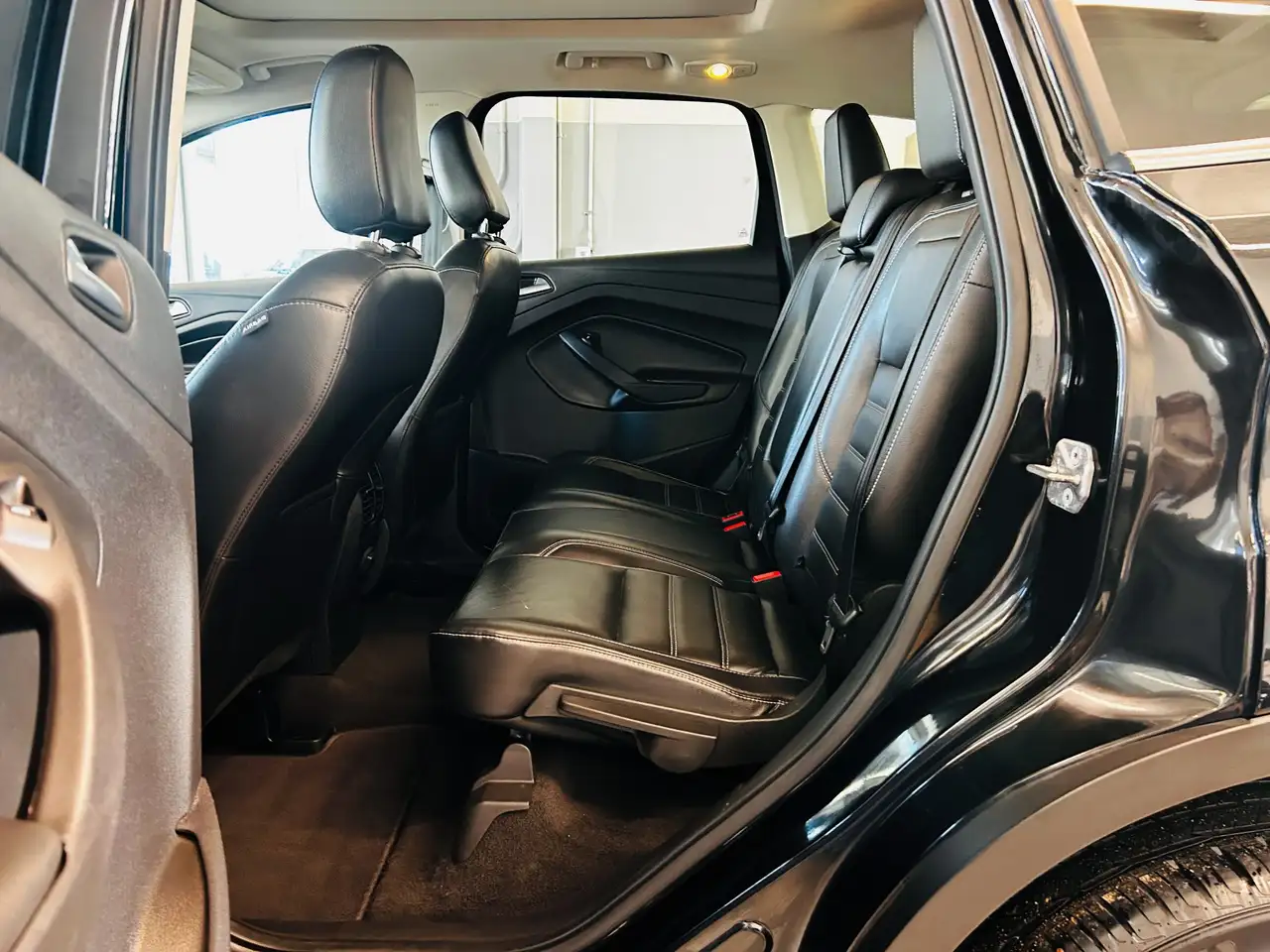 Ford Escape снимка Ford Escape