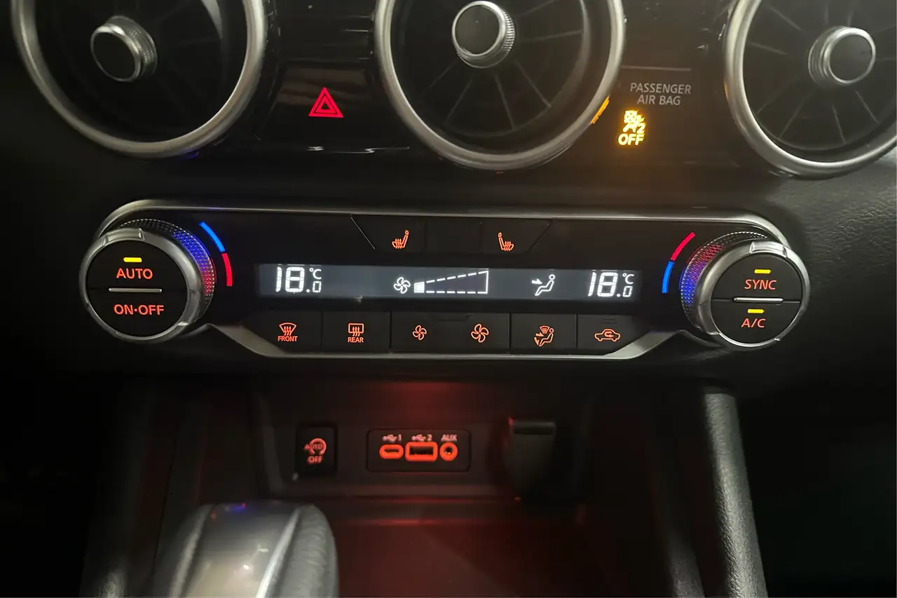 Nissan Sentra снимка Nissan Sentra