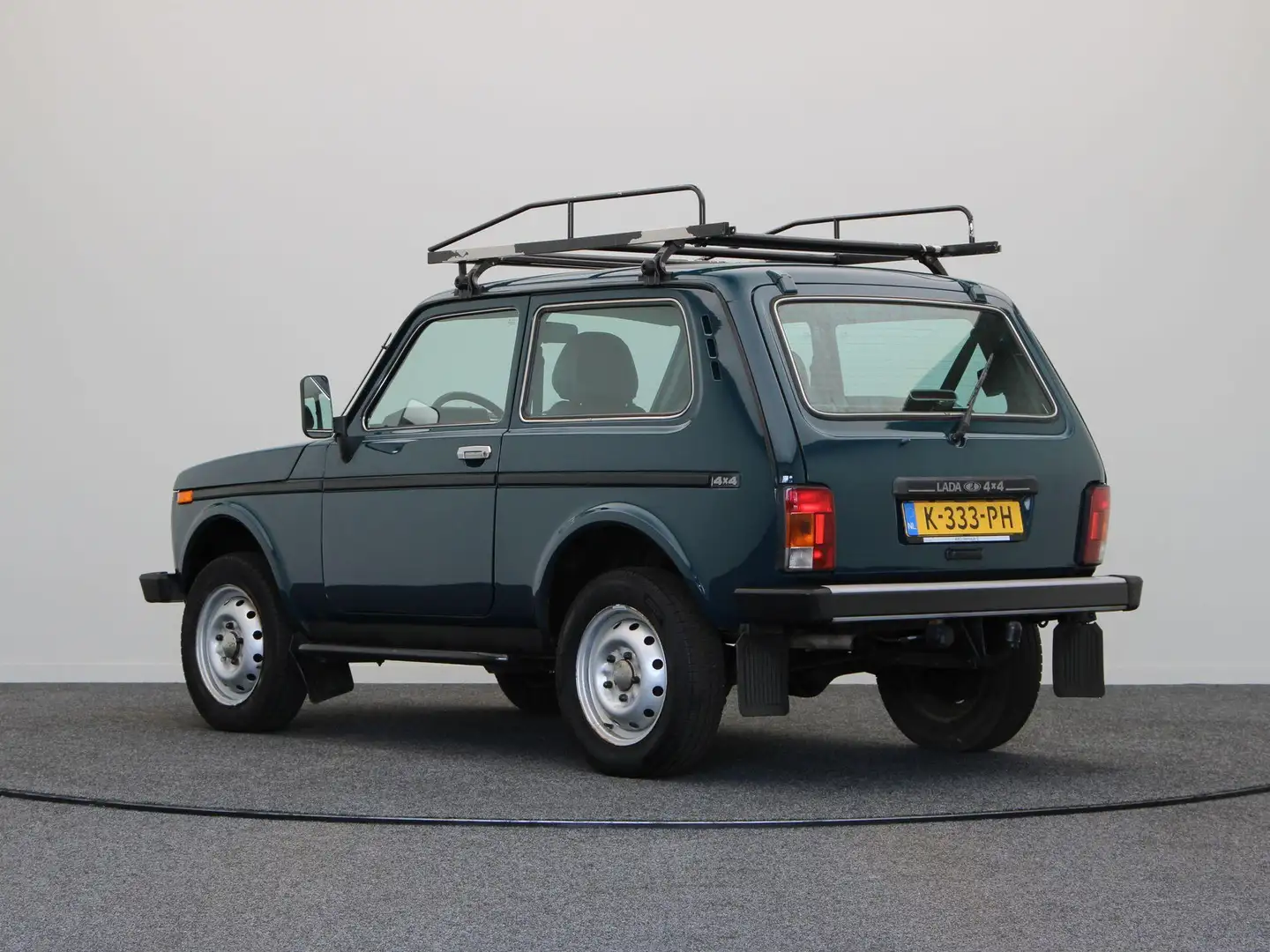 Lada Niva 1.7i 4x4 | Vierwielaandrijving | Stuurbekrachtigin Groen - 2