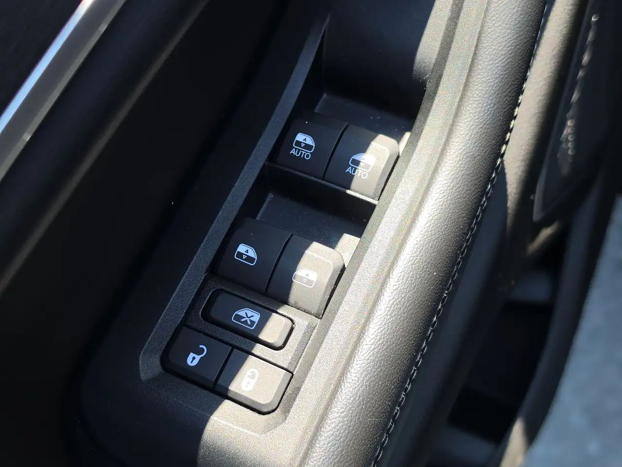 Jeep Grand Cherokee photo Jeep Grand Cherokee