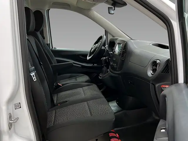 Mercedes-Benz Vito view 12
