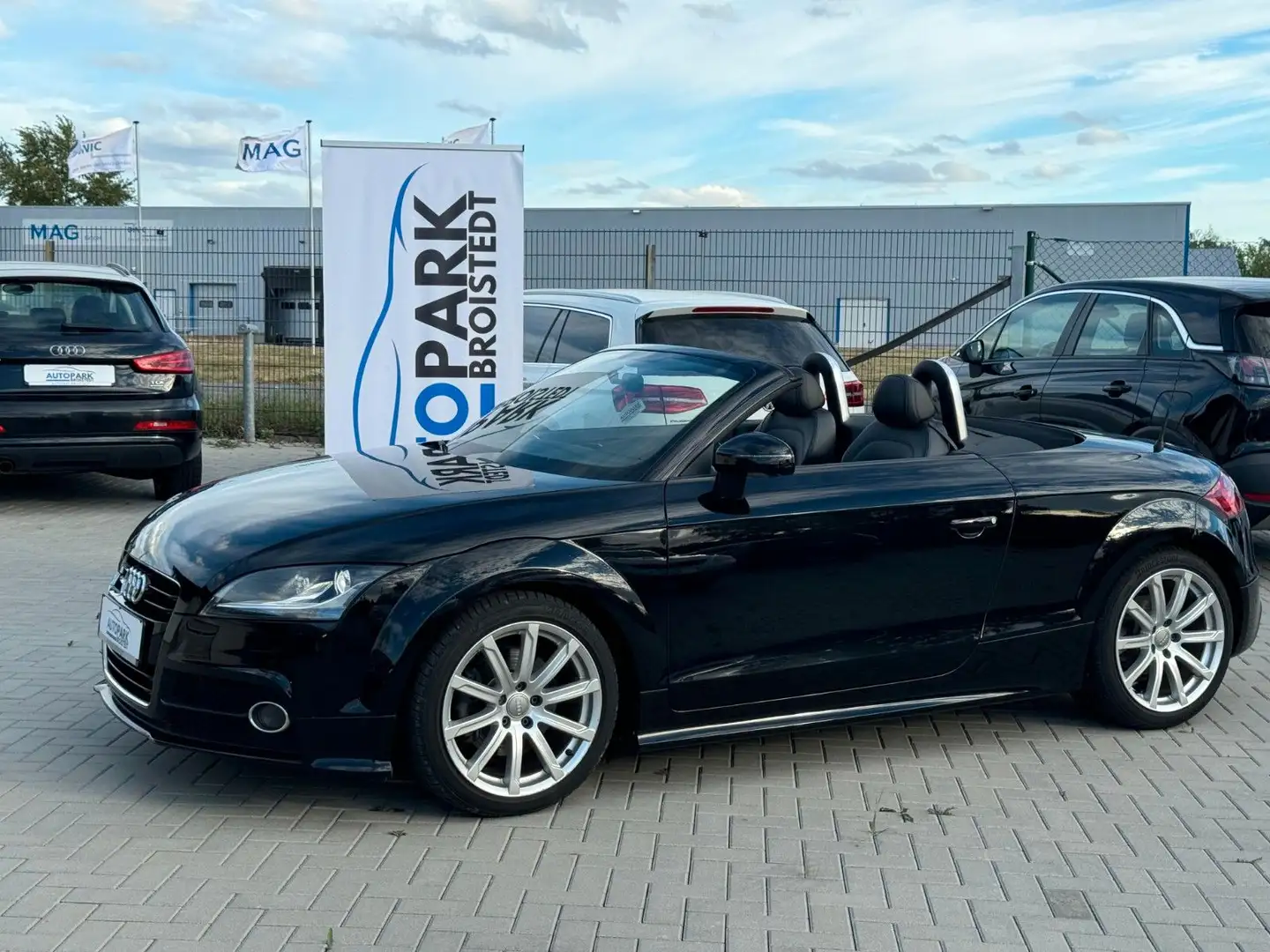Audi TT Cabrio Garantie S-Line/Xenon/Leder/SHZ/TEMP Schwarz - 2