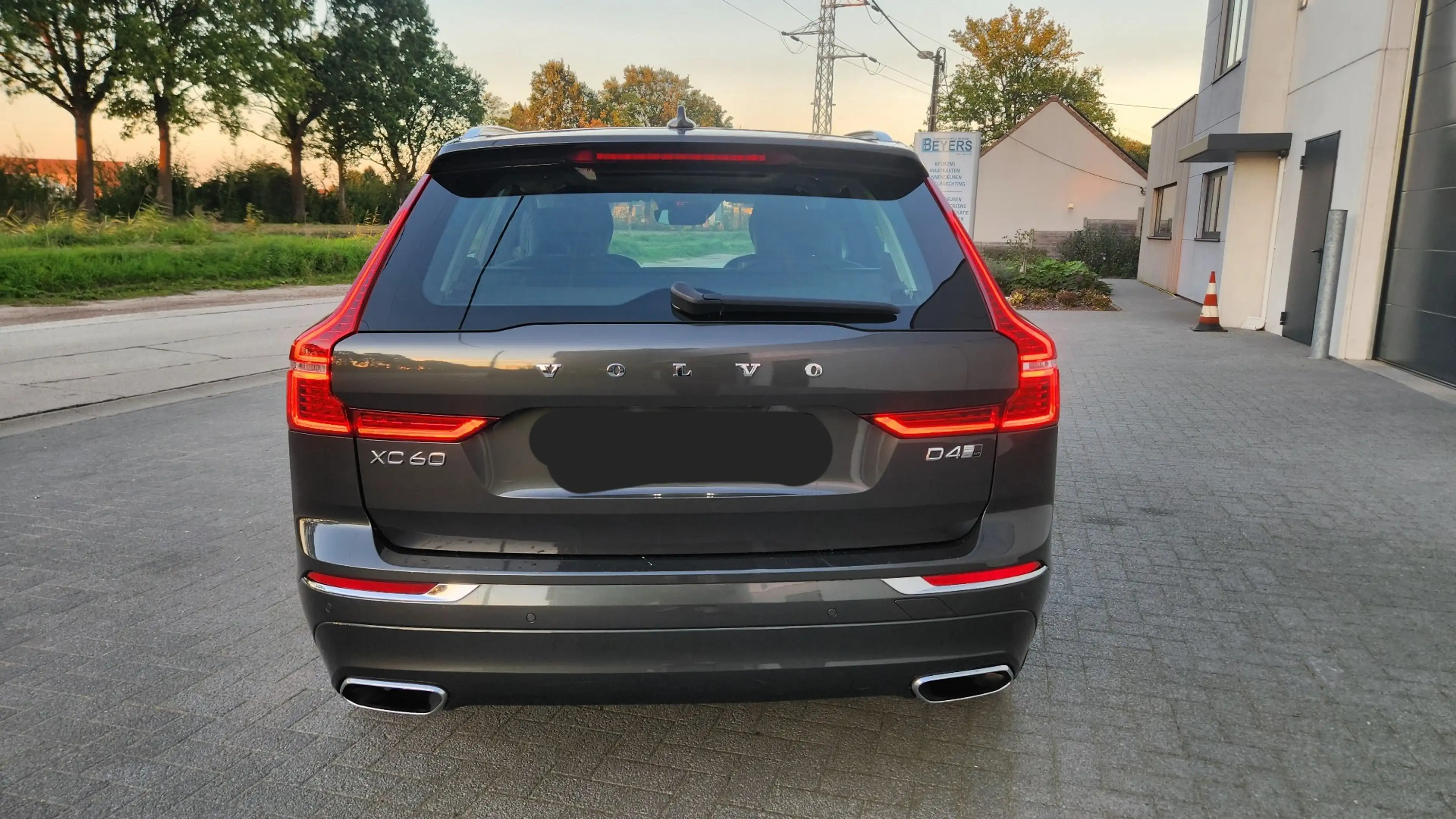 Volvo XC60 XC60 2.0 D4 Inscription Geartronic AdBlue — photo 8