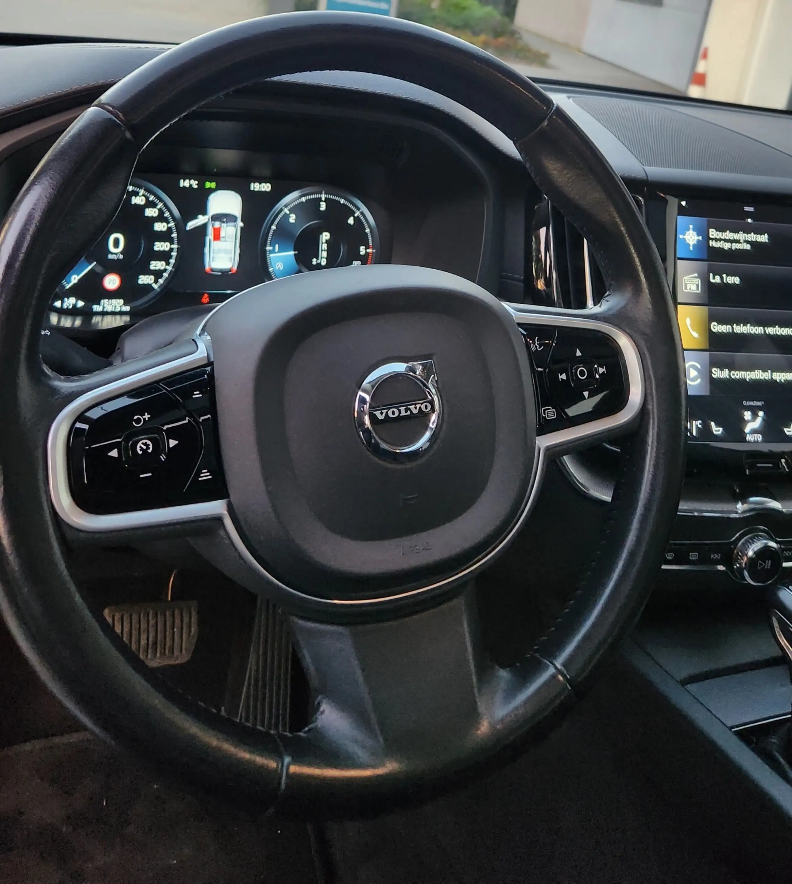 Volvo XC60 XC60 2.0 D4 Inscription Geartronic AdBlue — photo 12