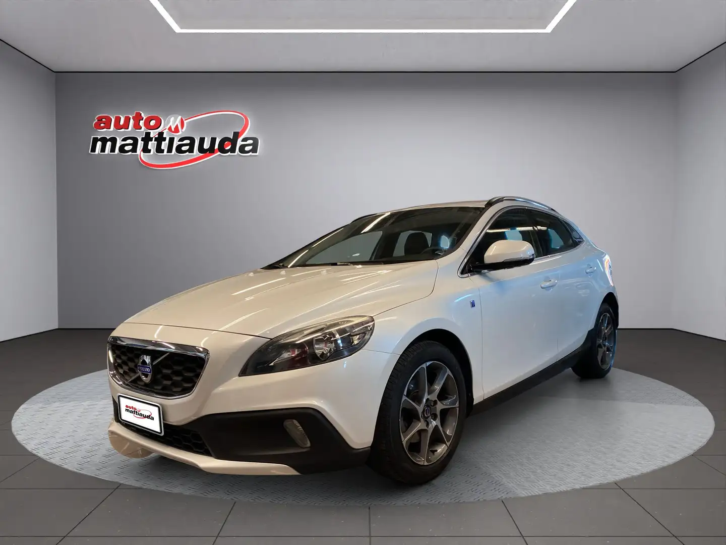 Volvo V40 V40 Cross Country 1.6 d2 Volvo Ocean Race Bianco - 1