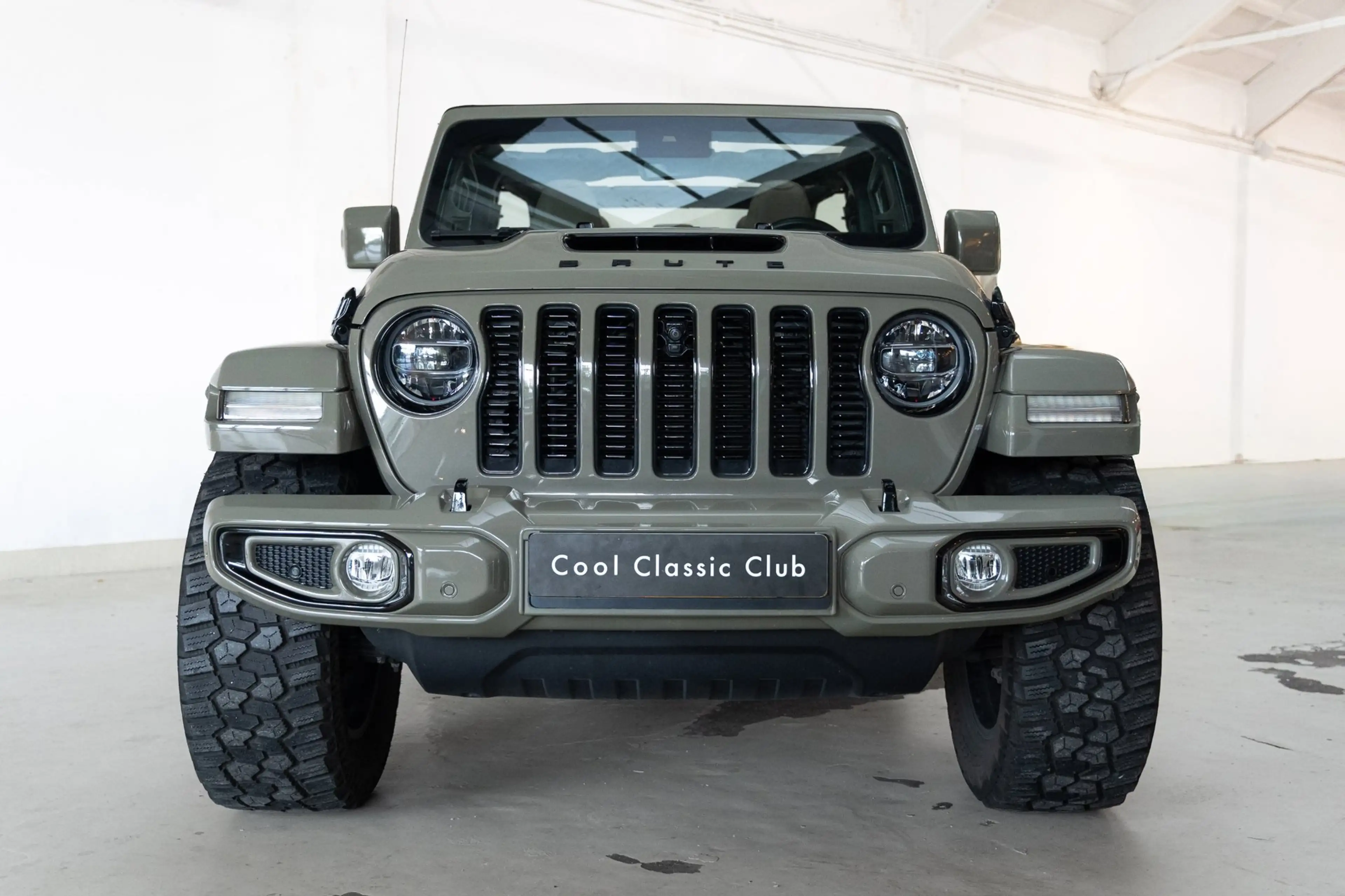 Jeep Wrangler Unlimited 4xe 380 Sahara - BRUTE - Convertible - — photo 2
