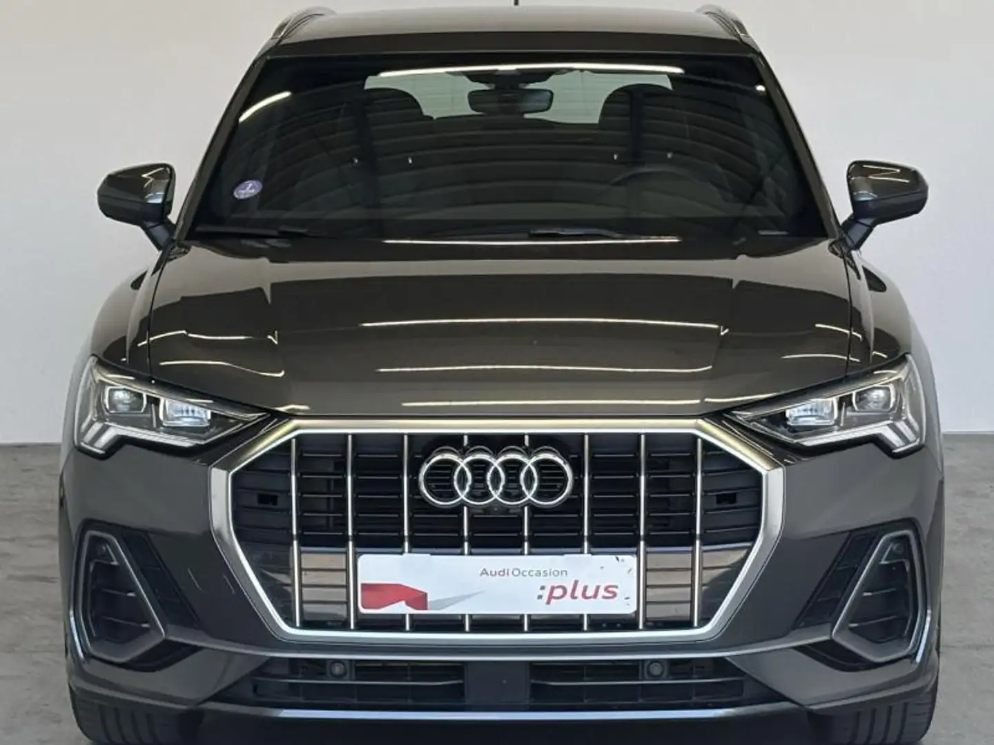 Audi Q3 35 TFSI 150ch Mild Hybrid S line S tronic 7 Gris - 2