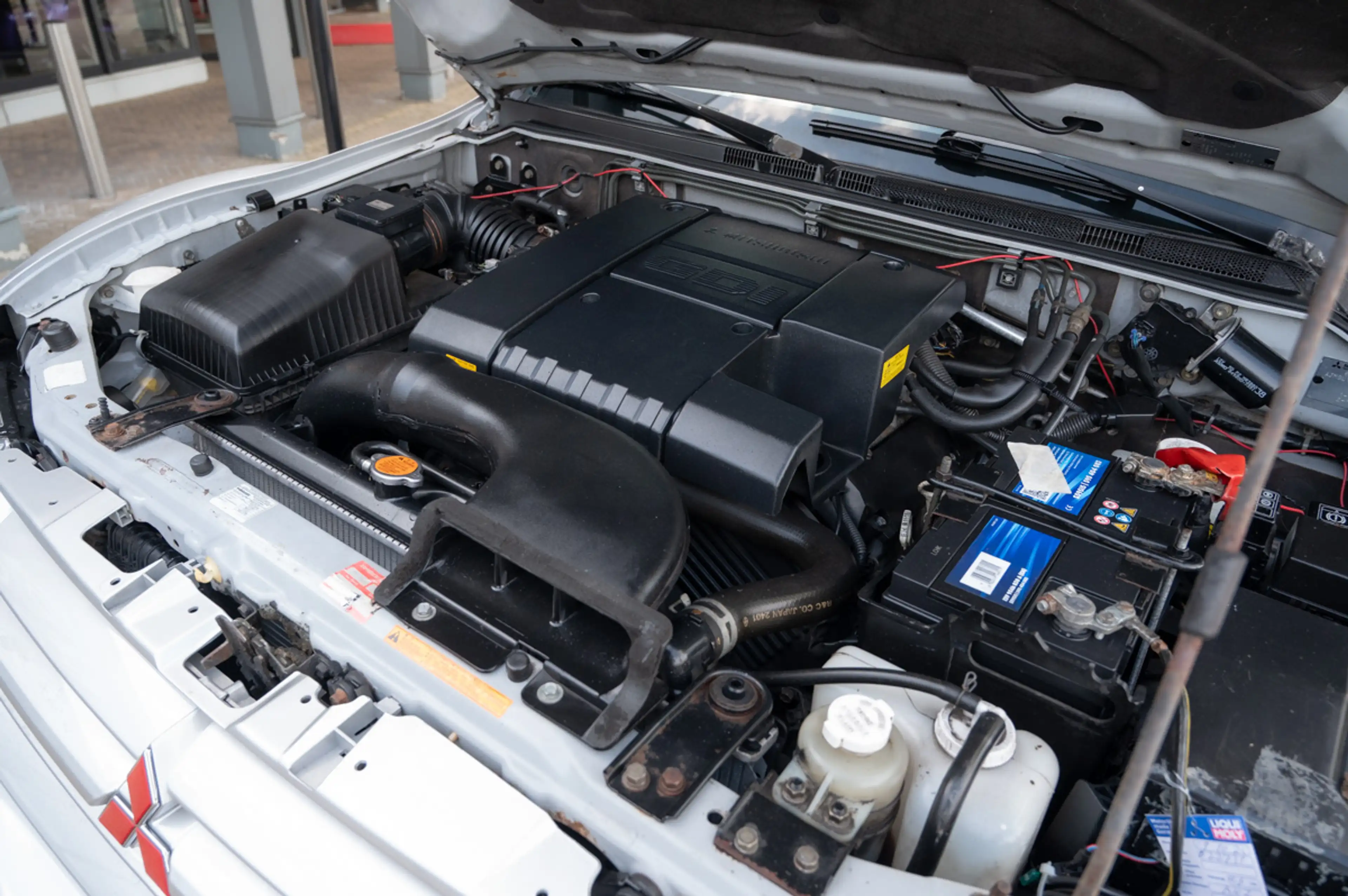 Mitsubishi Pajero 3.5 V6 GDI — photo 9