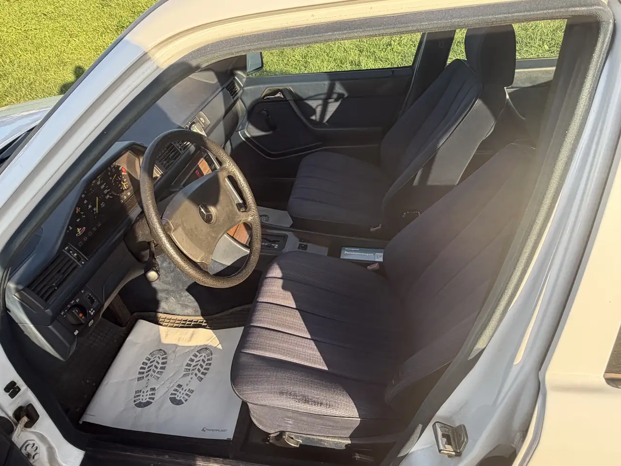 Mercedes-Benz 260 E260, foto 8