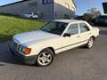 Mercedes-Benz 260 E260 Weiß - thumbnail 1
