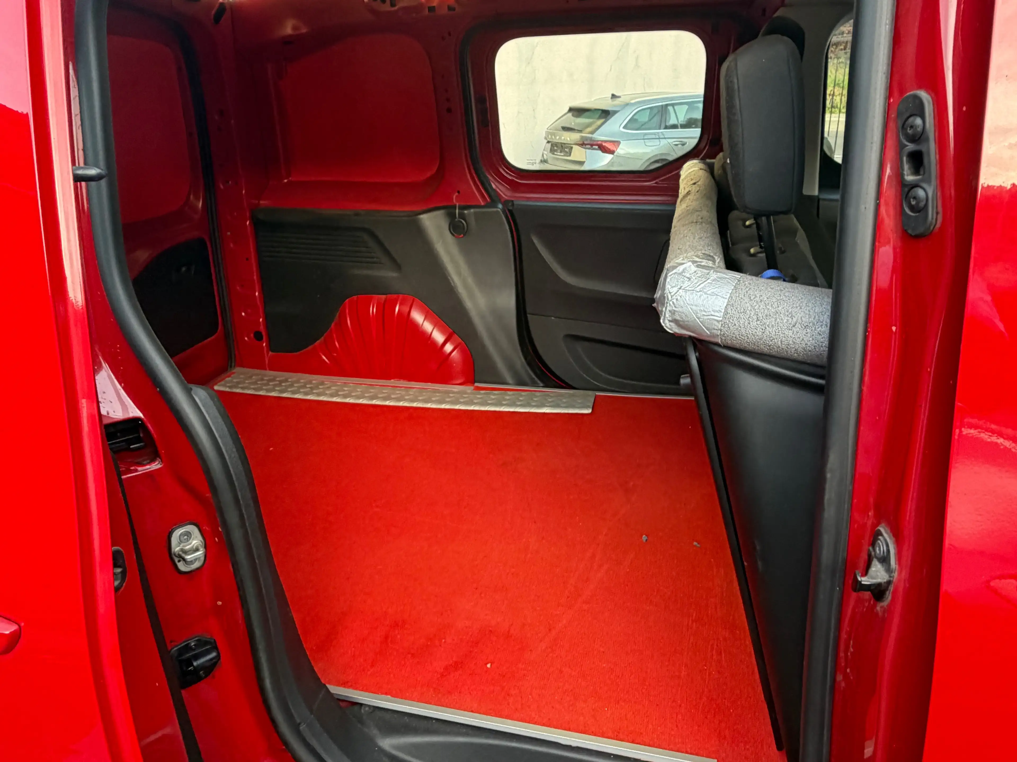 Peugeot Partner — photo 8