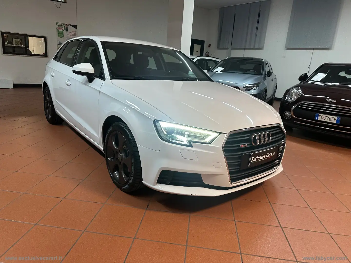 Audi A3 SPB 1.6 TDI 116CV S tronic Blanc - 2