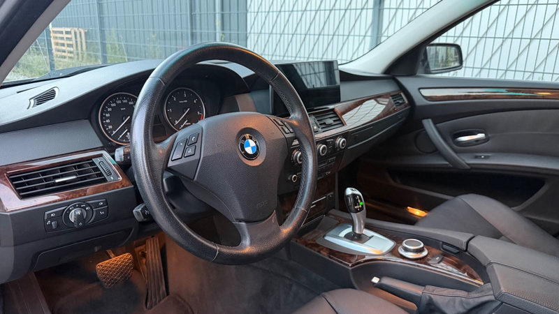 BMW 530 d 235PS FACELIFT X-DRIVE 4X4 AUTOMATIK — photo 11