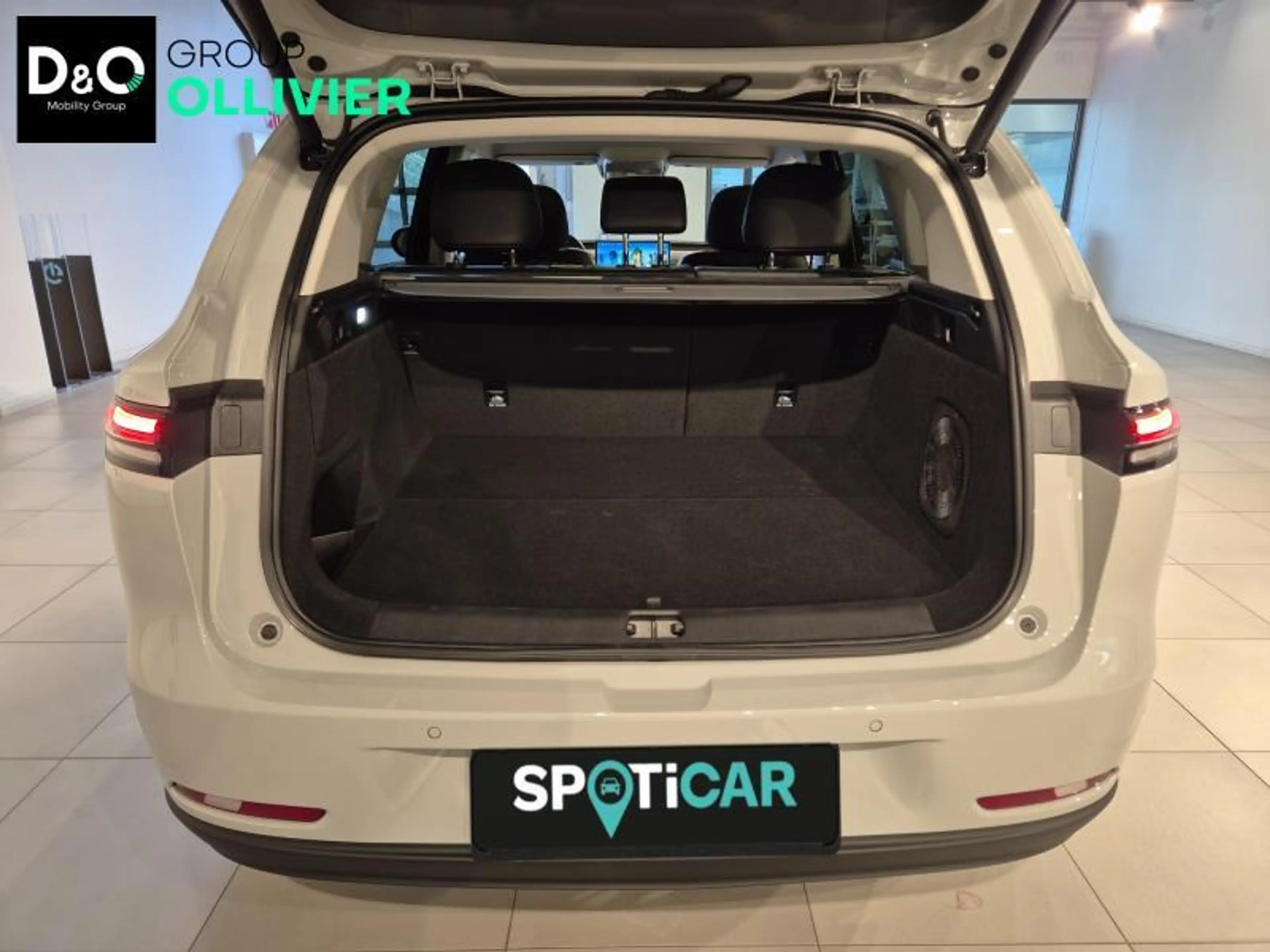 Leapmotor C10 Design Pro — photo 9