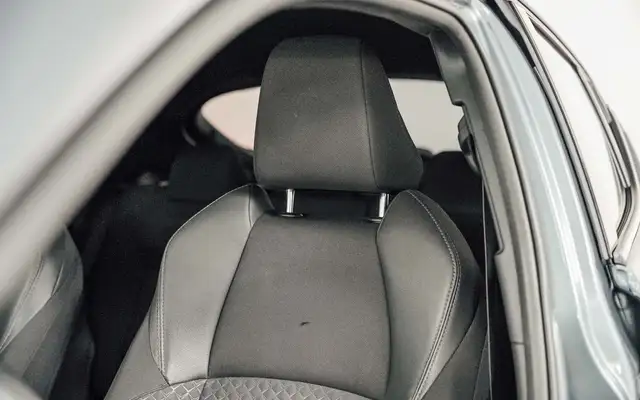 Toyota C-HR view 10