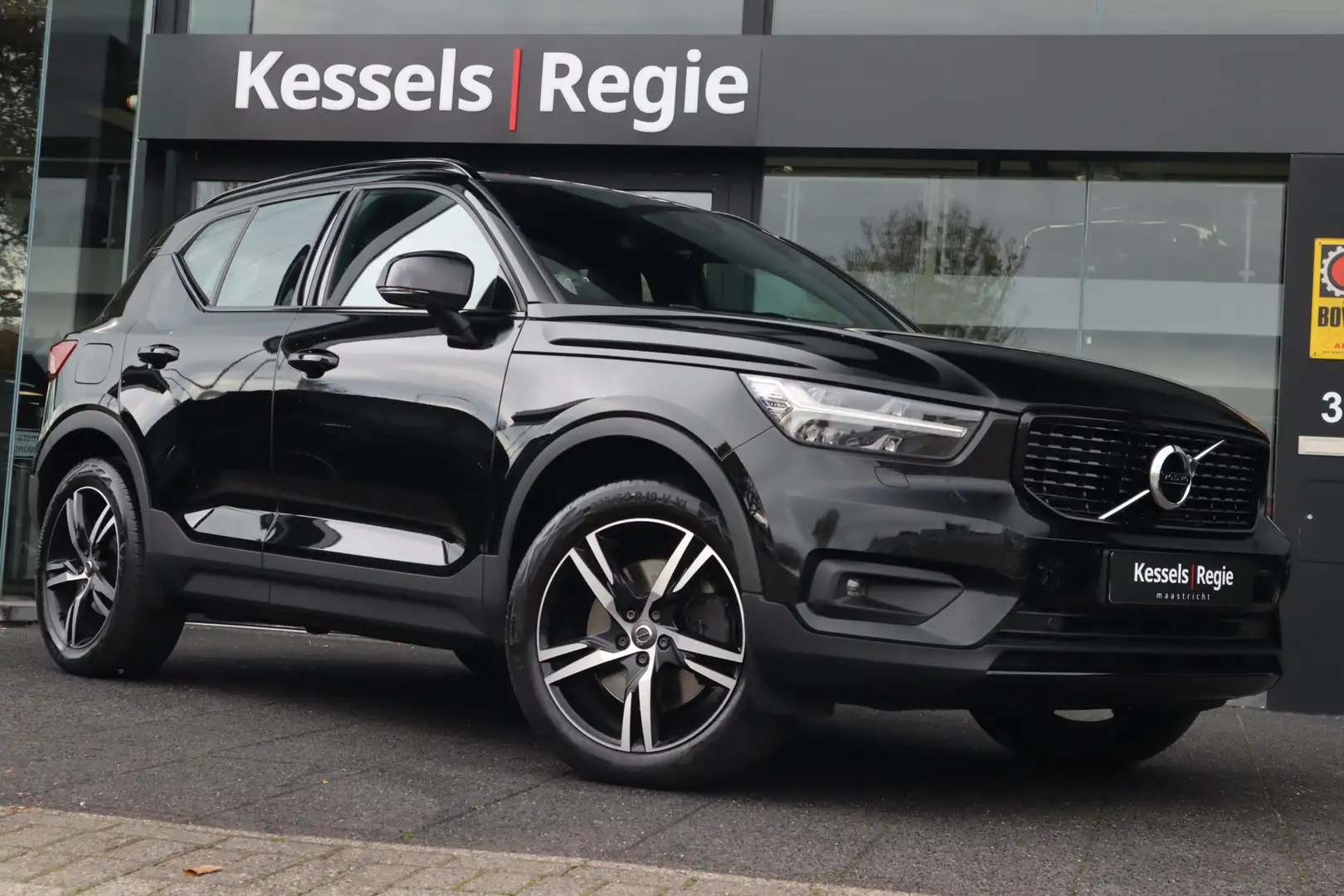 Volvo XC40 1.5 T5 Recharge R-Design H&K Keyless ACC El.haak C - 1