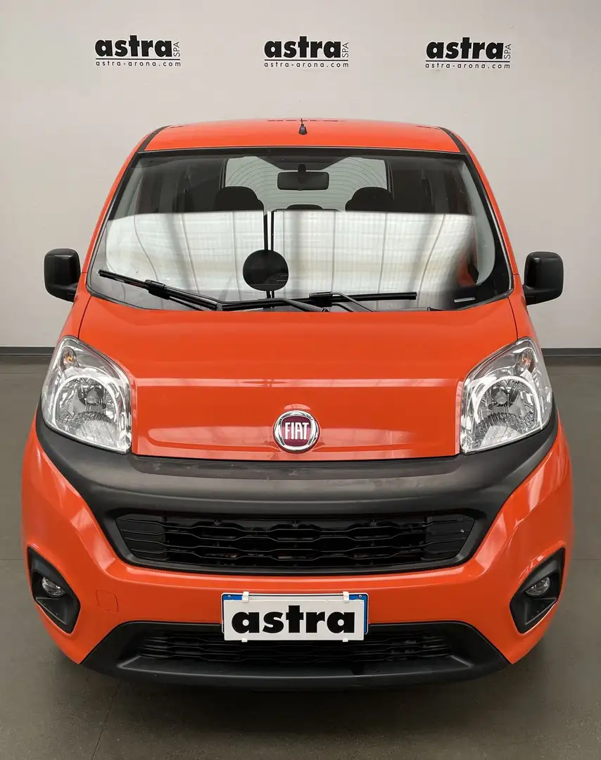 Fiat Qubo QUBO 1.4 8V 77 CV Easy Natural Power Orange - 2