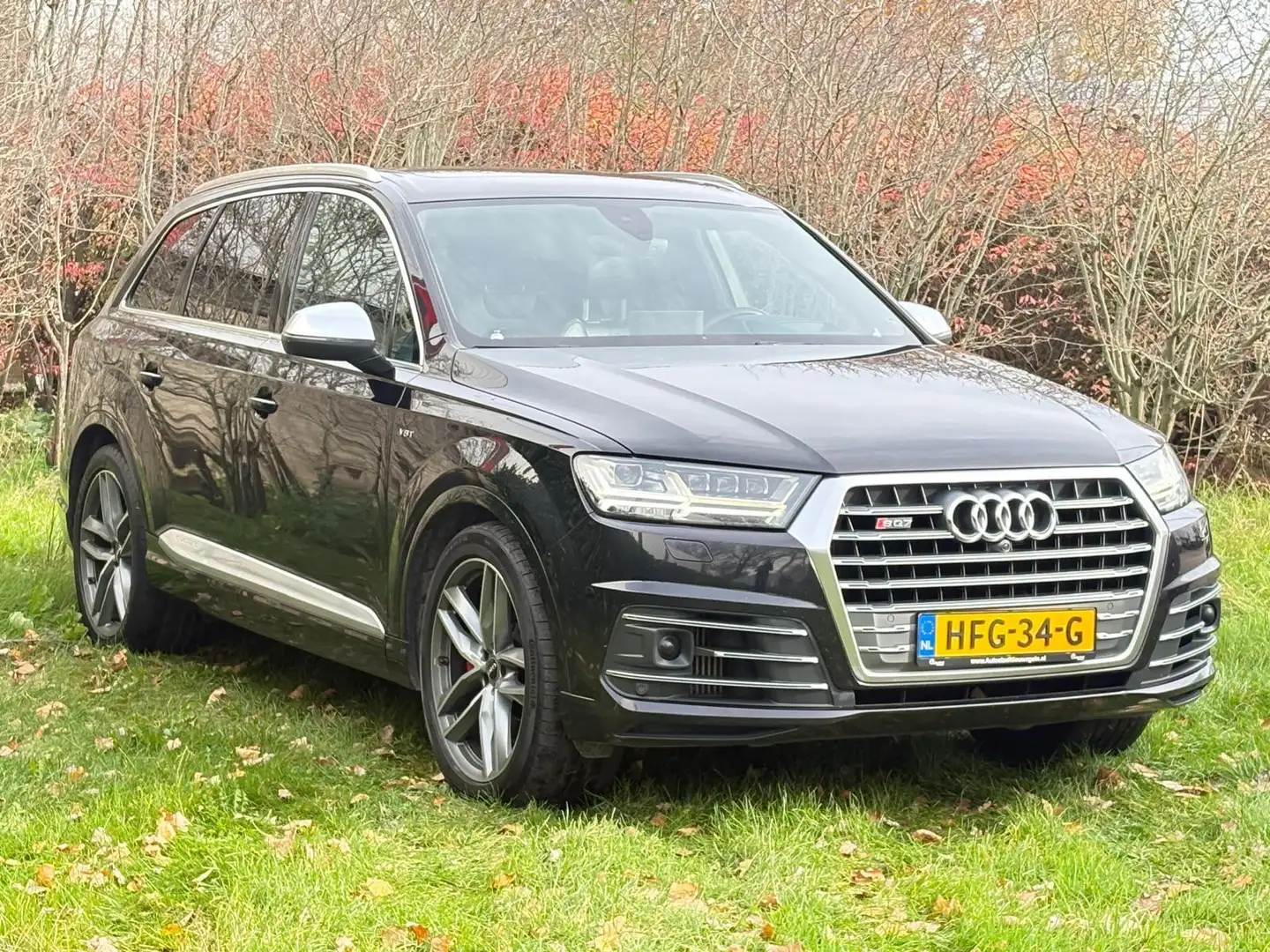Audi Q7 4.0 TDI SQ7 quattro Pro Line +/Pano/Leer/Autommat Zwart - 1