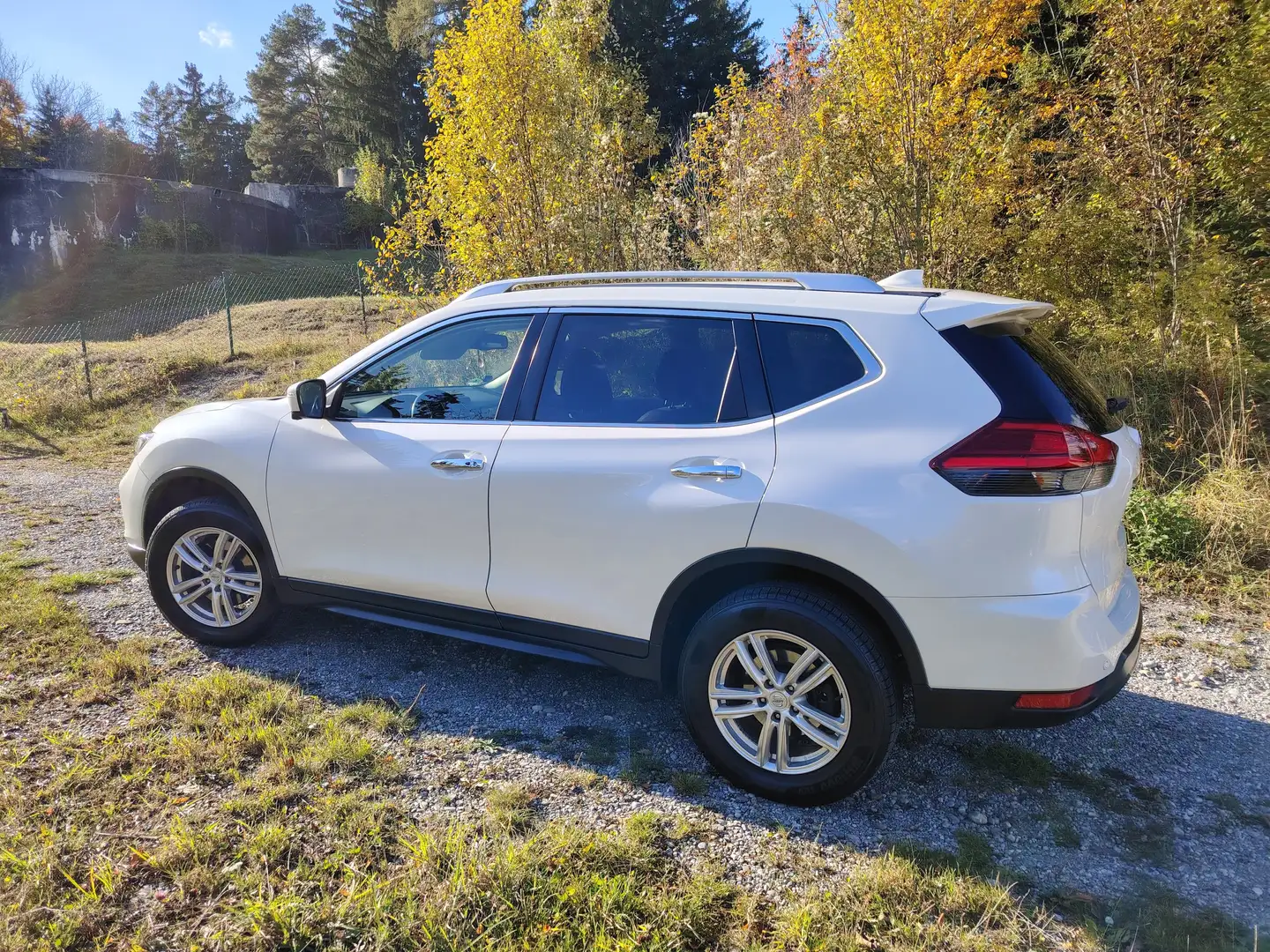 Nissan X-Trail X-Trail 2.0 dCi ALL-MODE 4x4i N-Connecta Weiß - 2