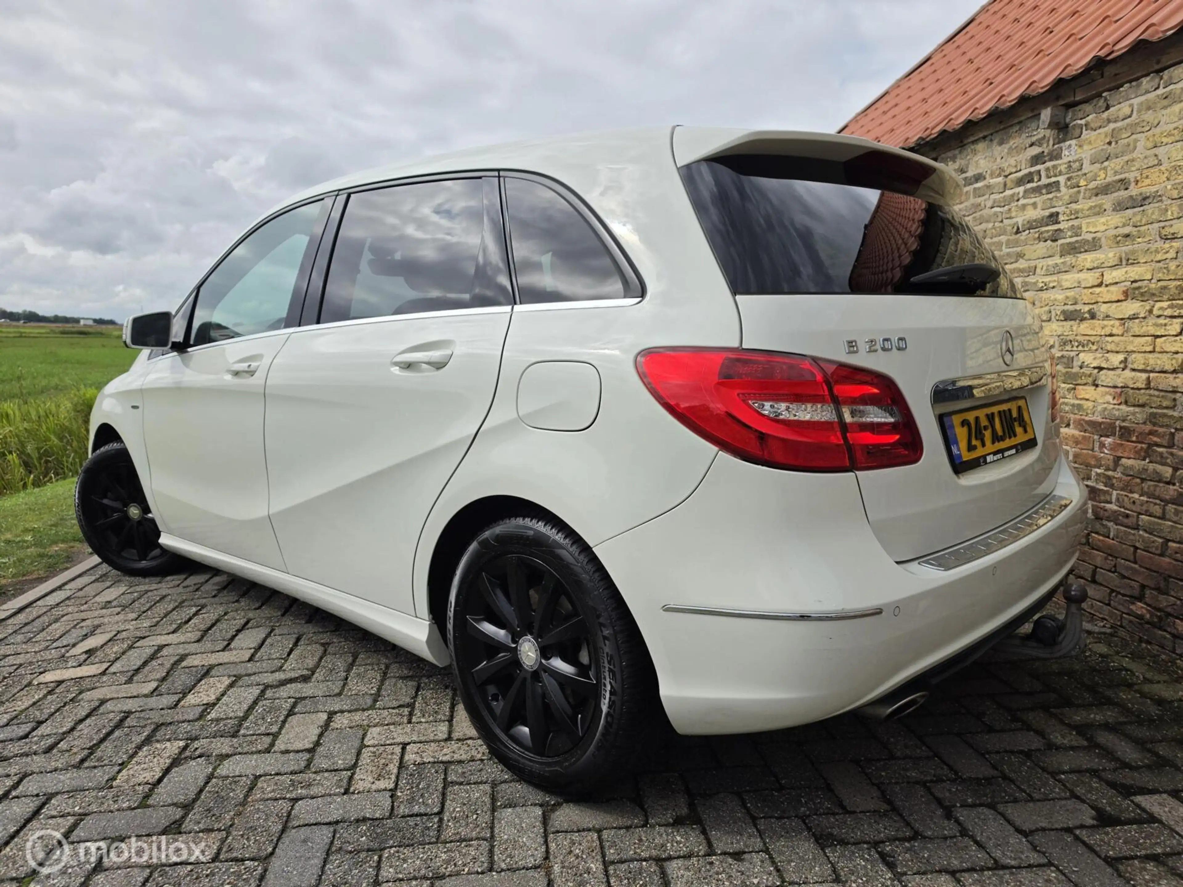 Mercedes-Benz B 200 Ambition — photo 8