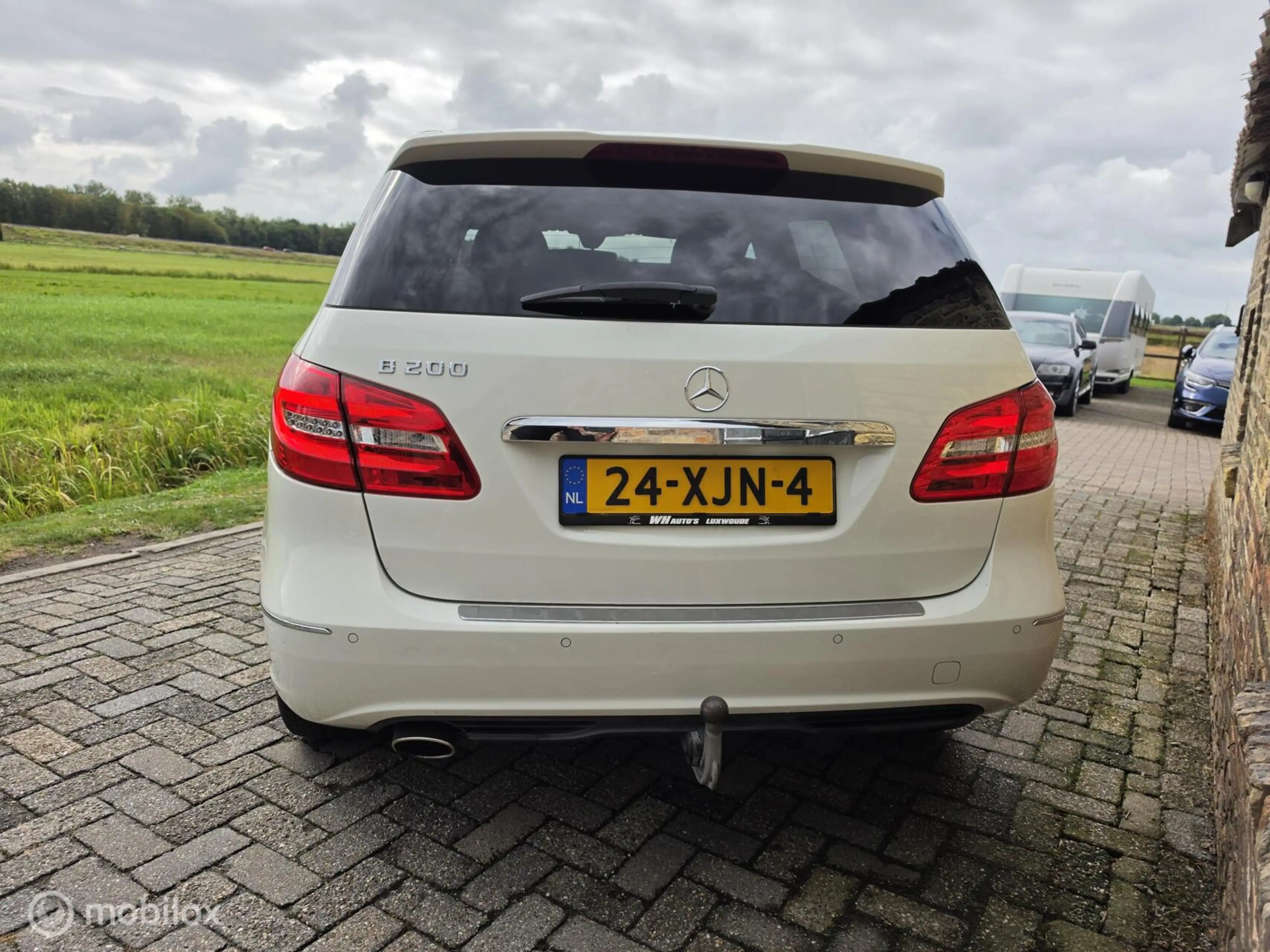 Mercedes-Benz B 200 Ambition — photo 9