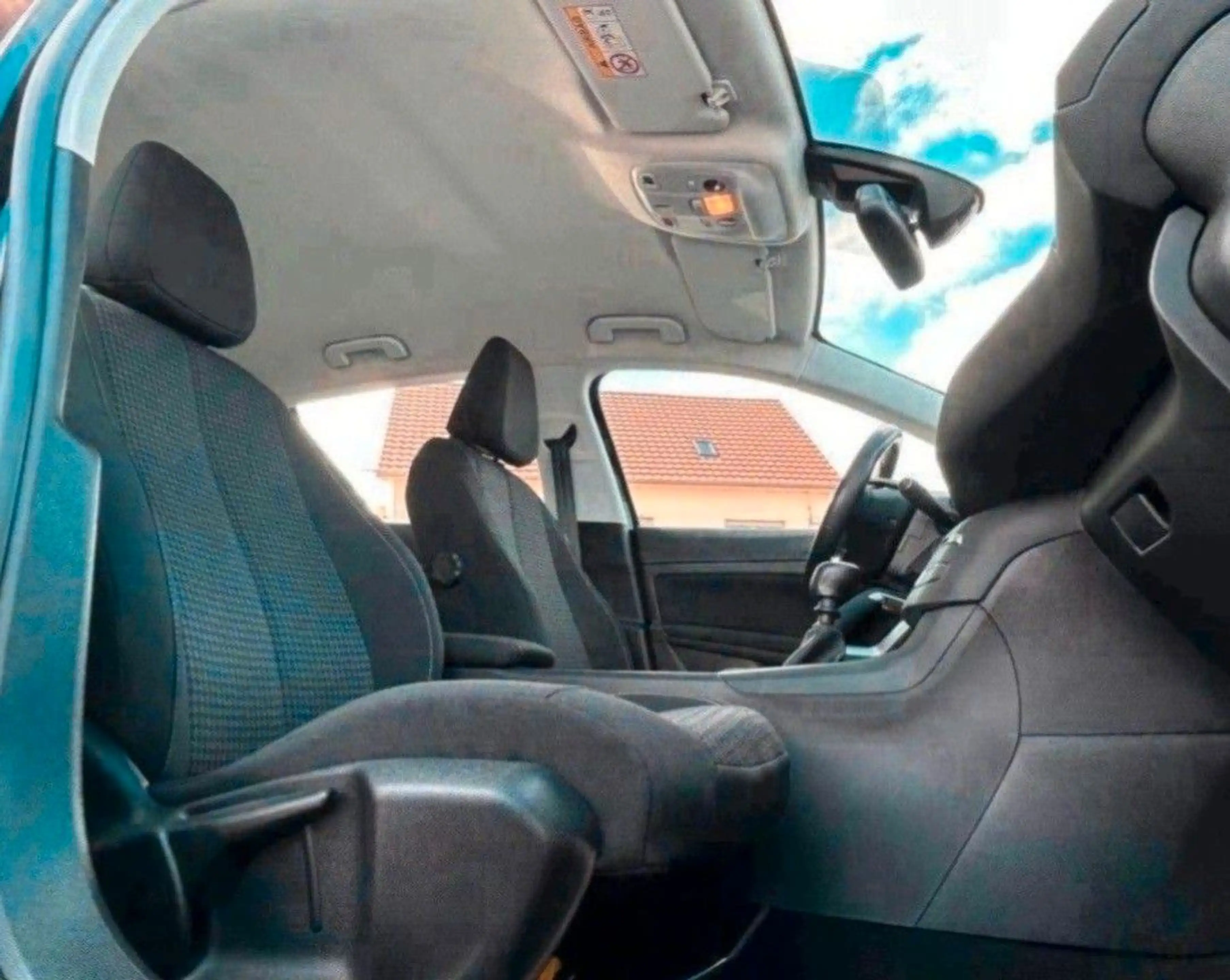Peugeot 308 ACTIVE PACK KAMERA + NAVI + SHZ + TEMP — photo 15