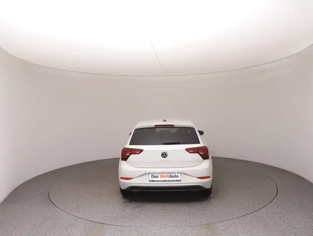 Volkswagen Polo view 6