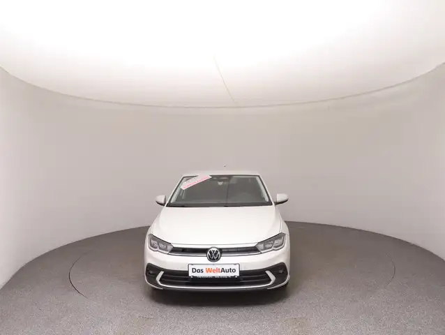 Volkswagen Polo view 3