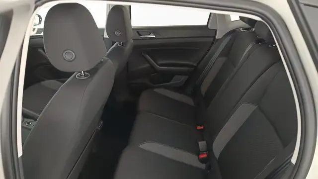 Volkswagen Polo view 11