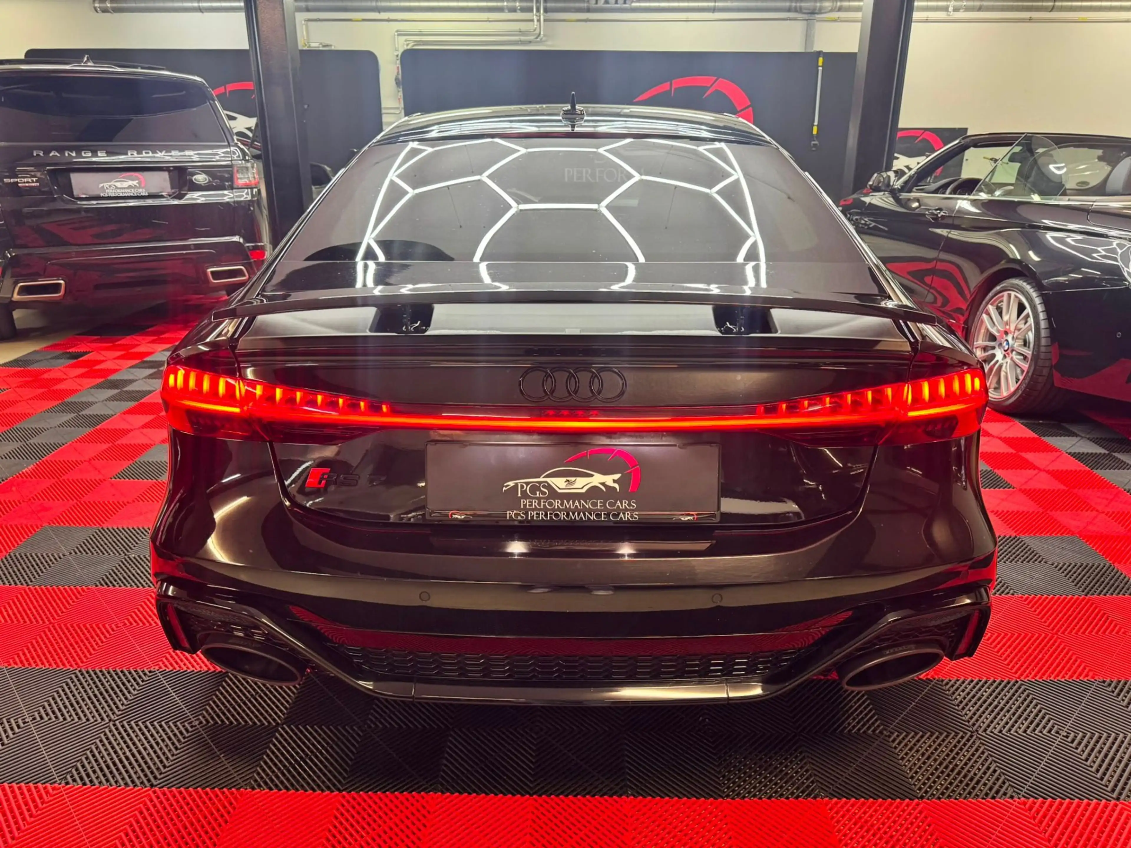 Audi RS7 Sportback 4,0 TFSI quattro S-tronic — photo 7