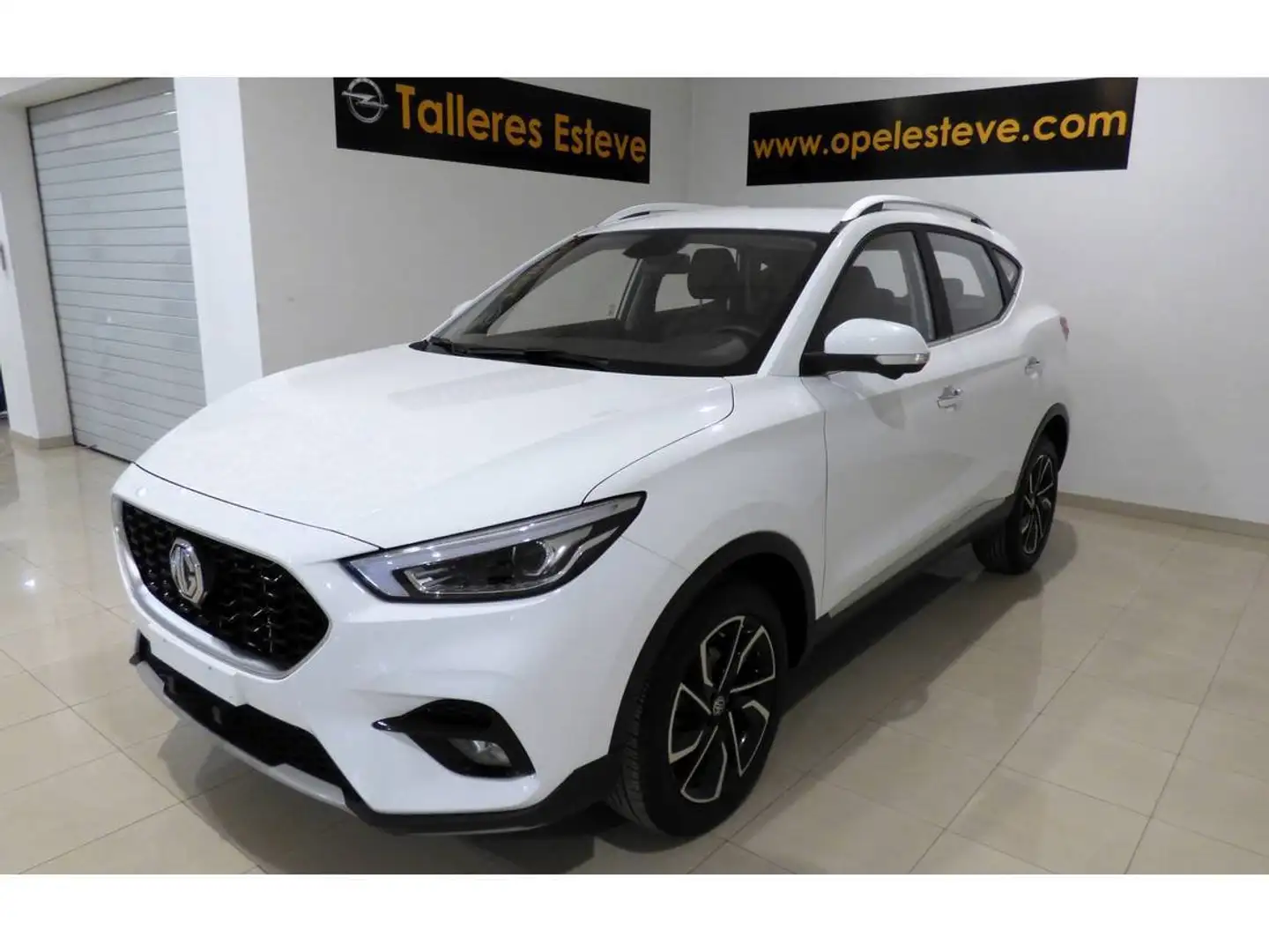 MG ZS 2.5 V6 Core 180 Alb - 1