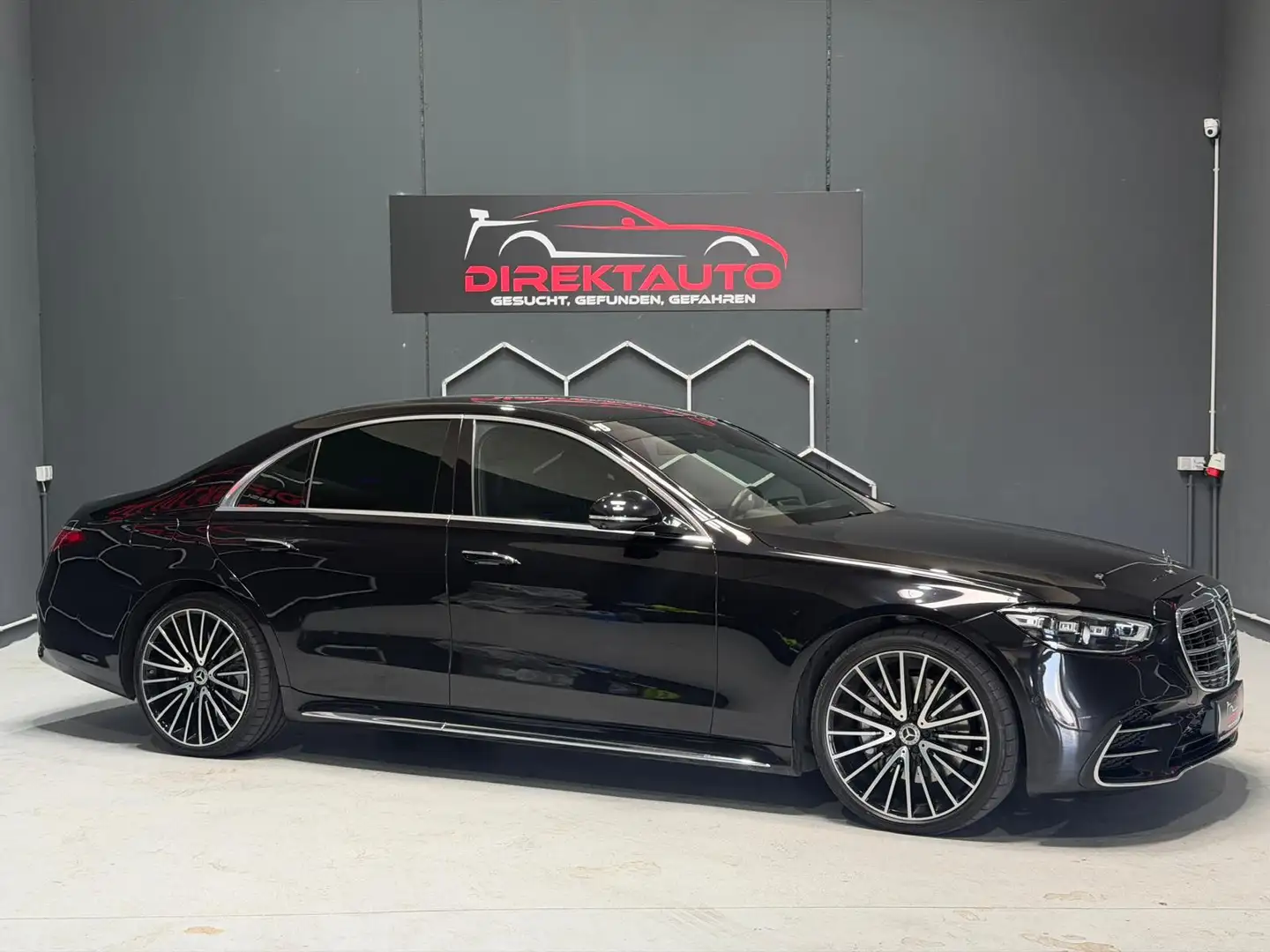 Mercedes-Benz S 580 S 580 e *Hinterachslenkung* Schwarz - 1
