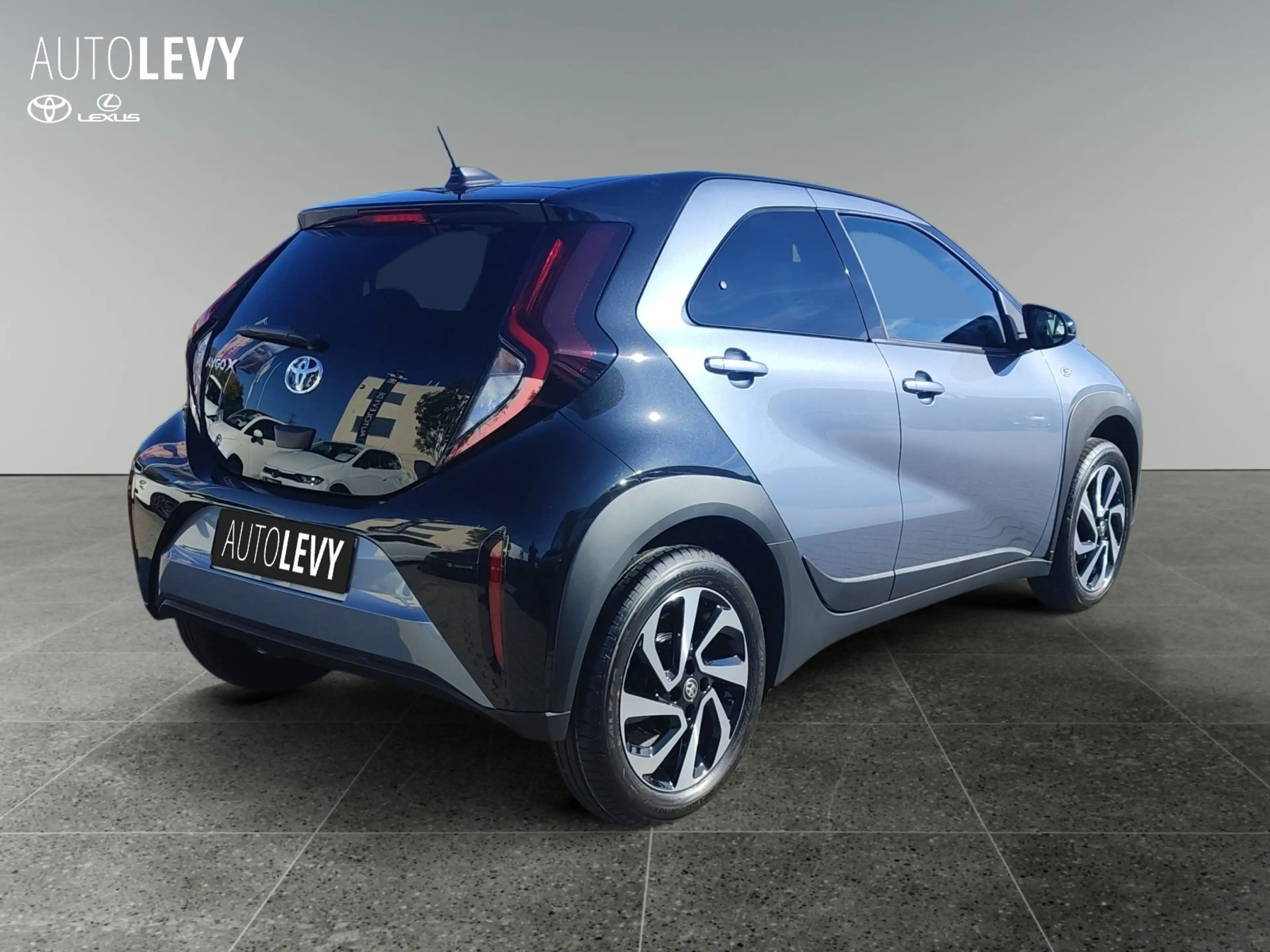 Toyota Aygo X 1.0 Teamplayer CARPLAY*RFK*SHZ*AT* — photo 6