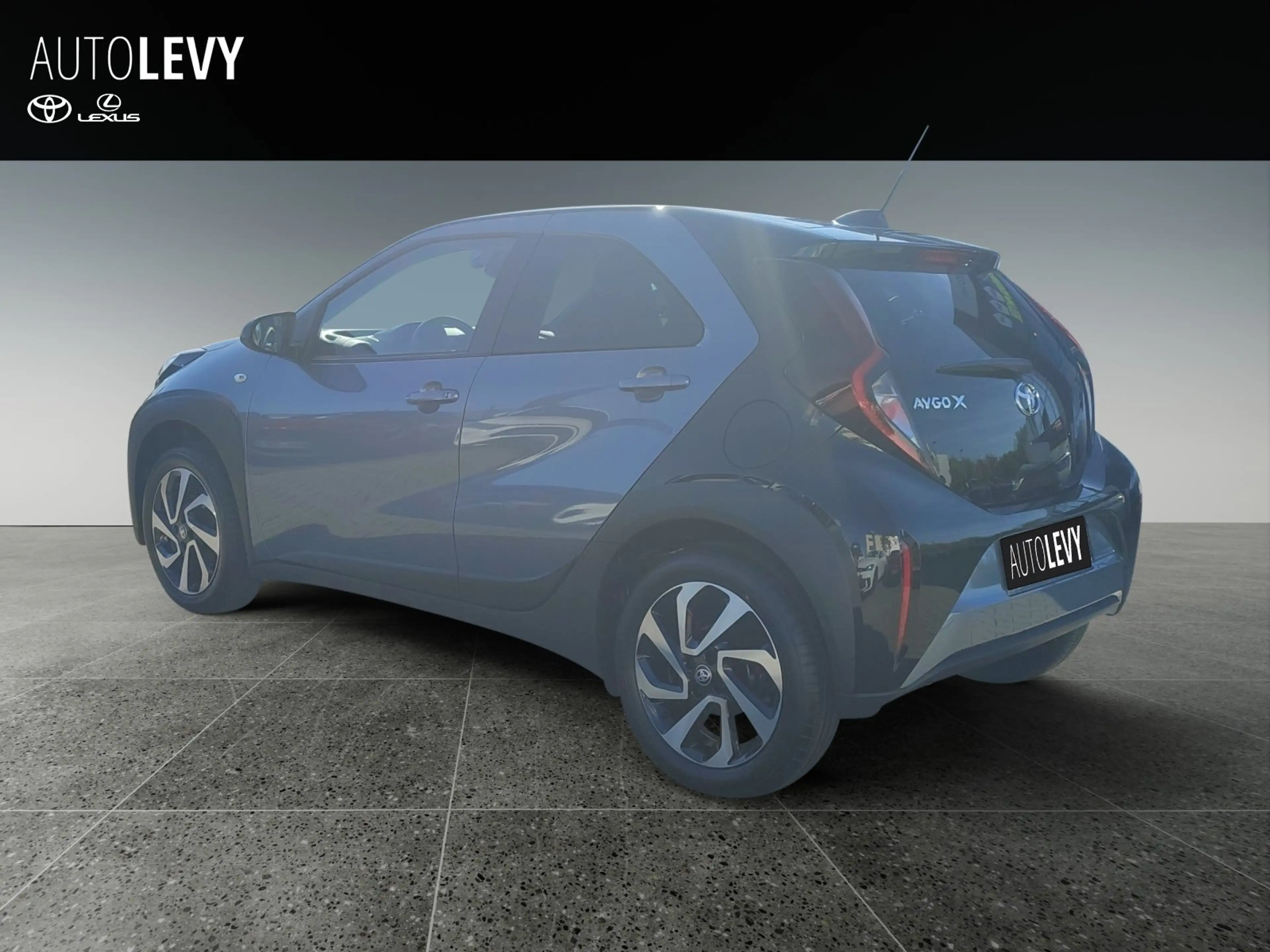 Toyota Aygo X 1.0 Teamplayer CARPLAY*RFK*SHZ*AT* — photo 4