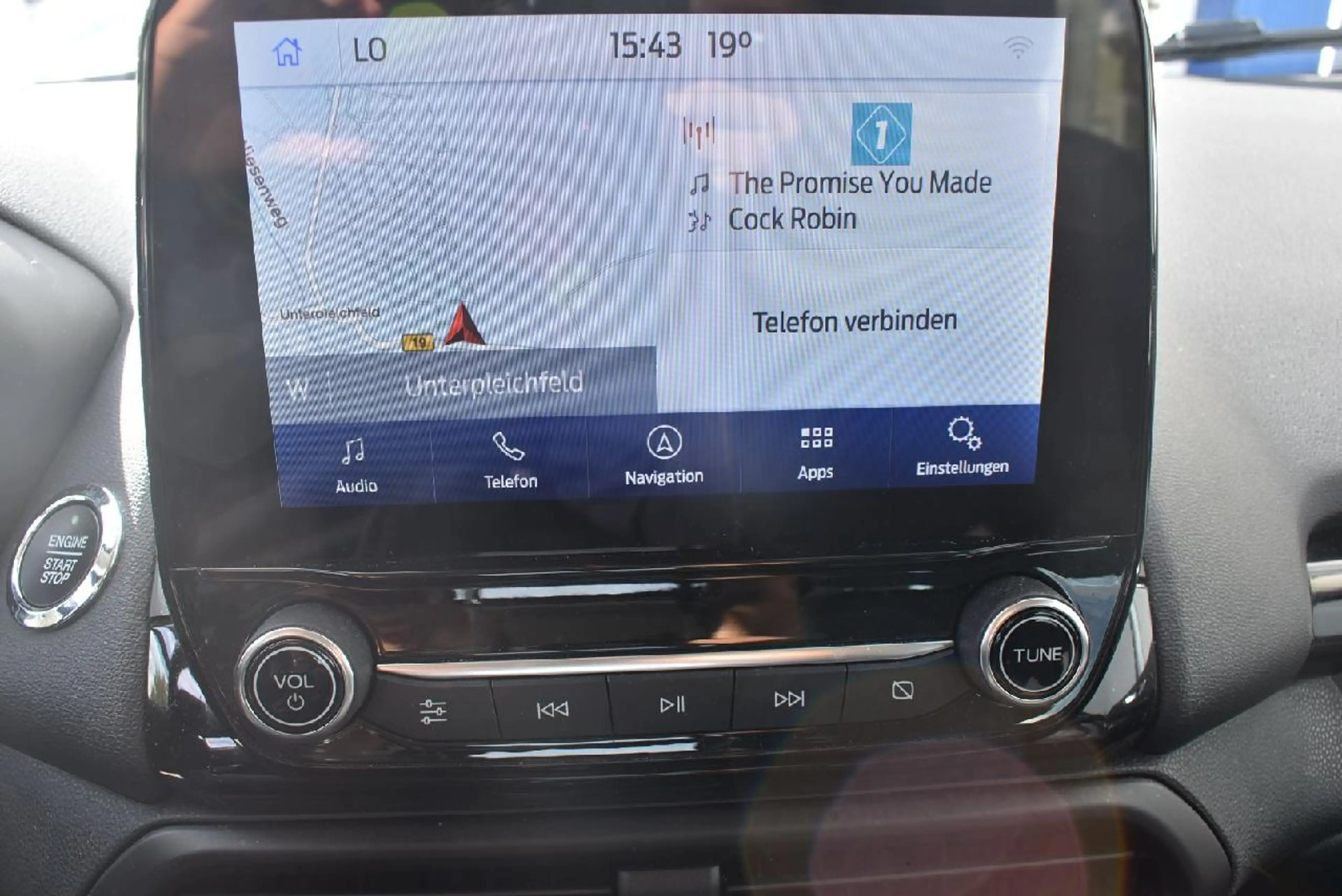 Ford EcoSport Titanium — photo 11