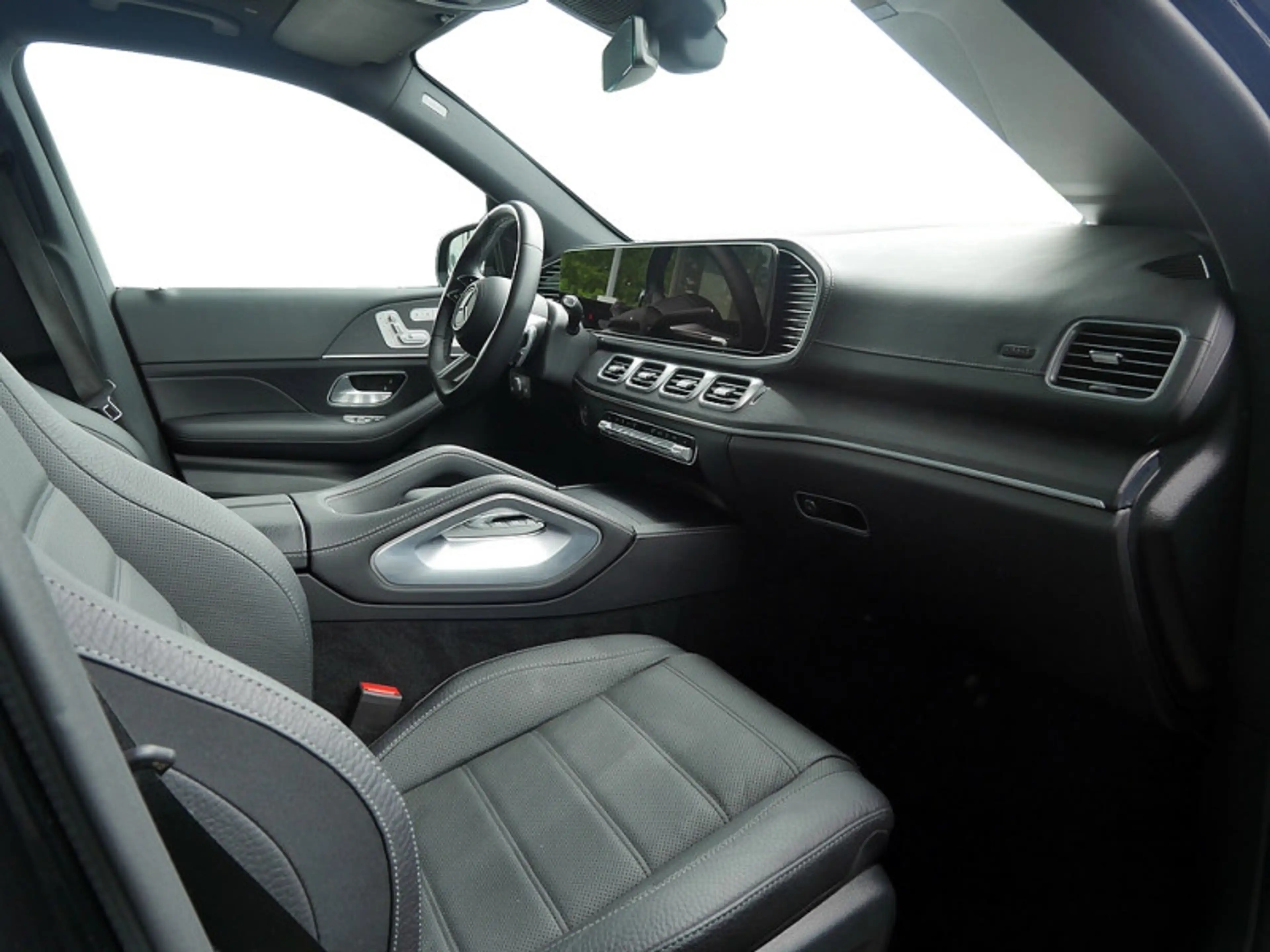 Mercedes-Benz GLS 580 4M , AMG BURM NIGHT WIDE MEMO MULTI 360 — photo 8