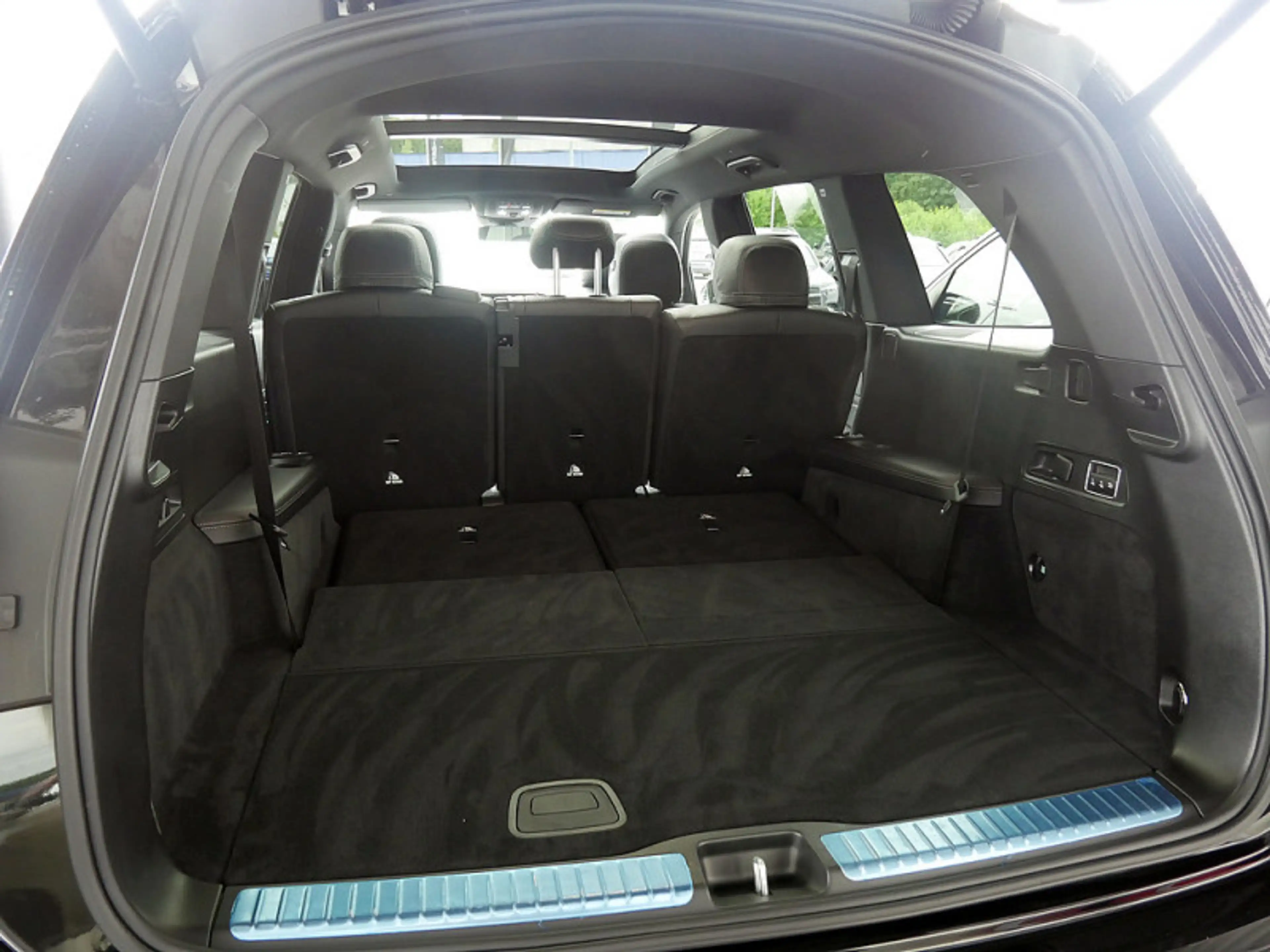 Mercedes-Benz GLS 580 4M , AMG BURM NIGHT WIDE MEMO MULTI 360 — photo 14