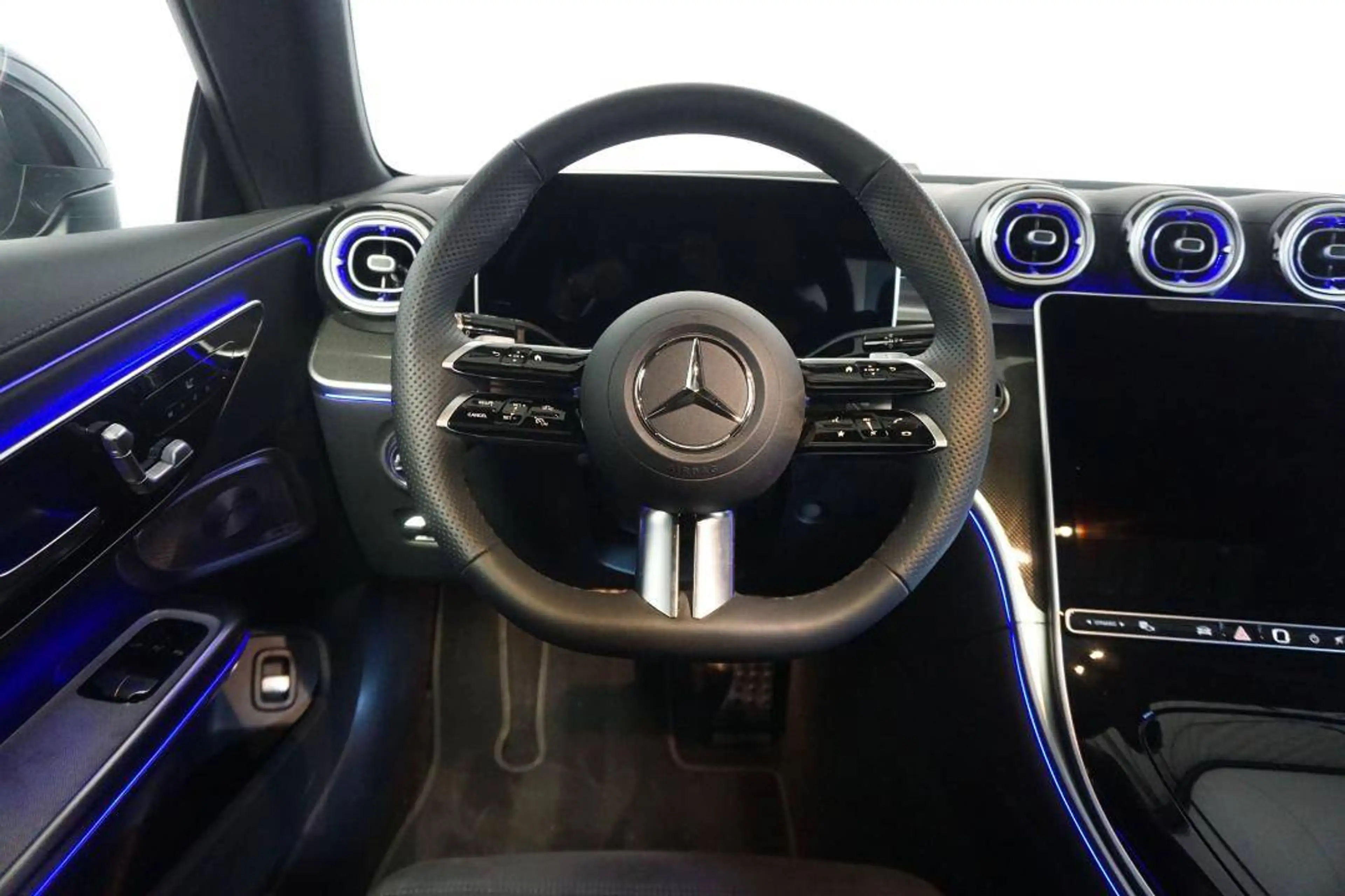 Mercedes-Benz CLE 200 Coupe - AMG — photo 5