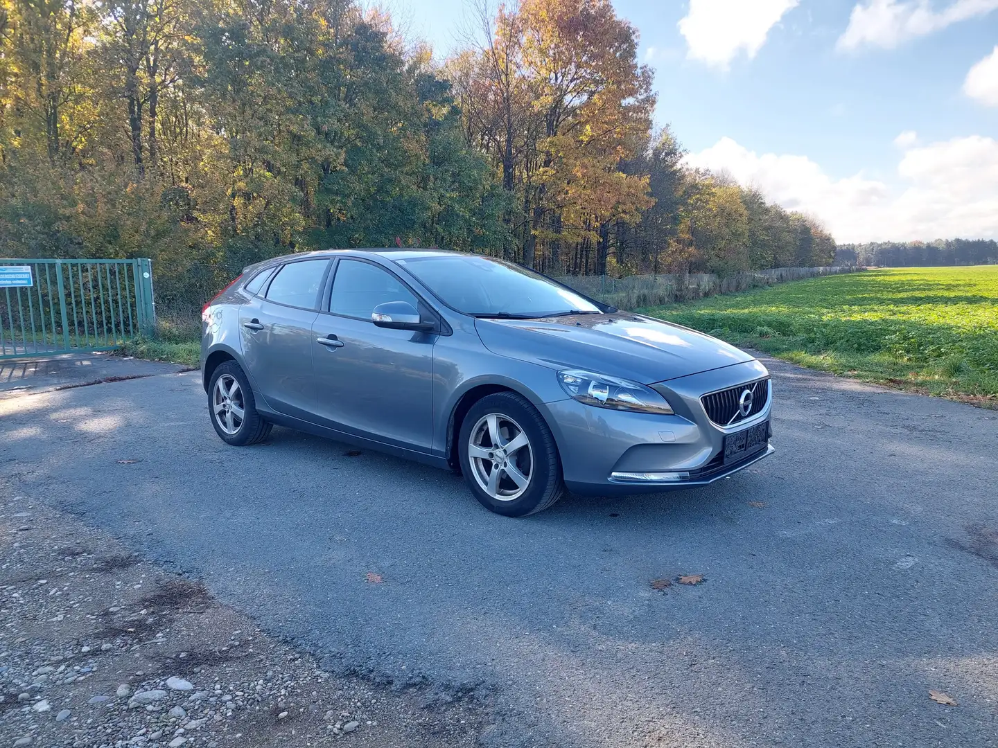 Volvo V40 V40 D2 Grau - 2