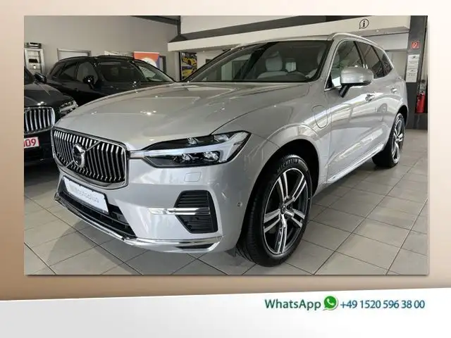 Volvo XC60 T6 Plus Bright Recharge AWD Tailored Wool